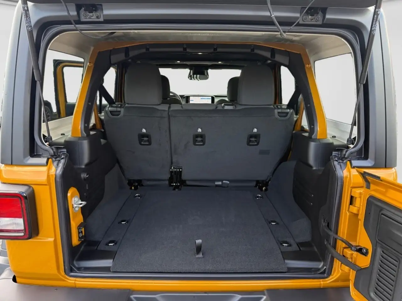 Jeep Wrangler снимка Jeep Wrangler