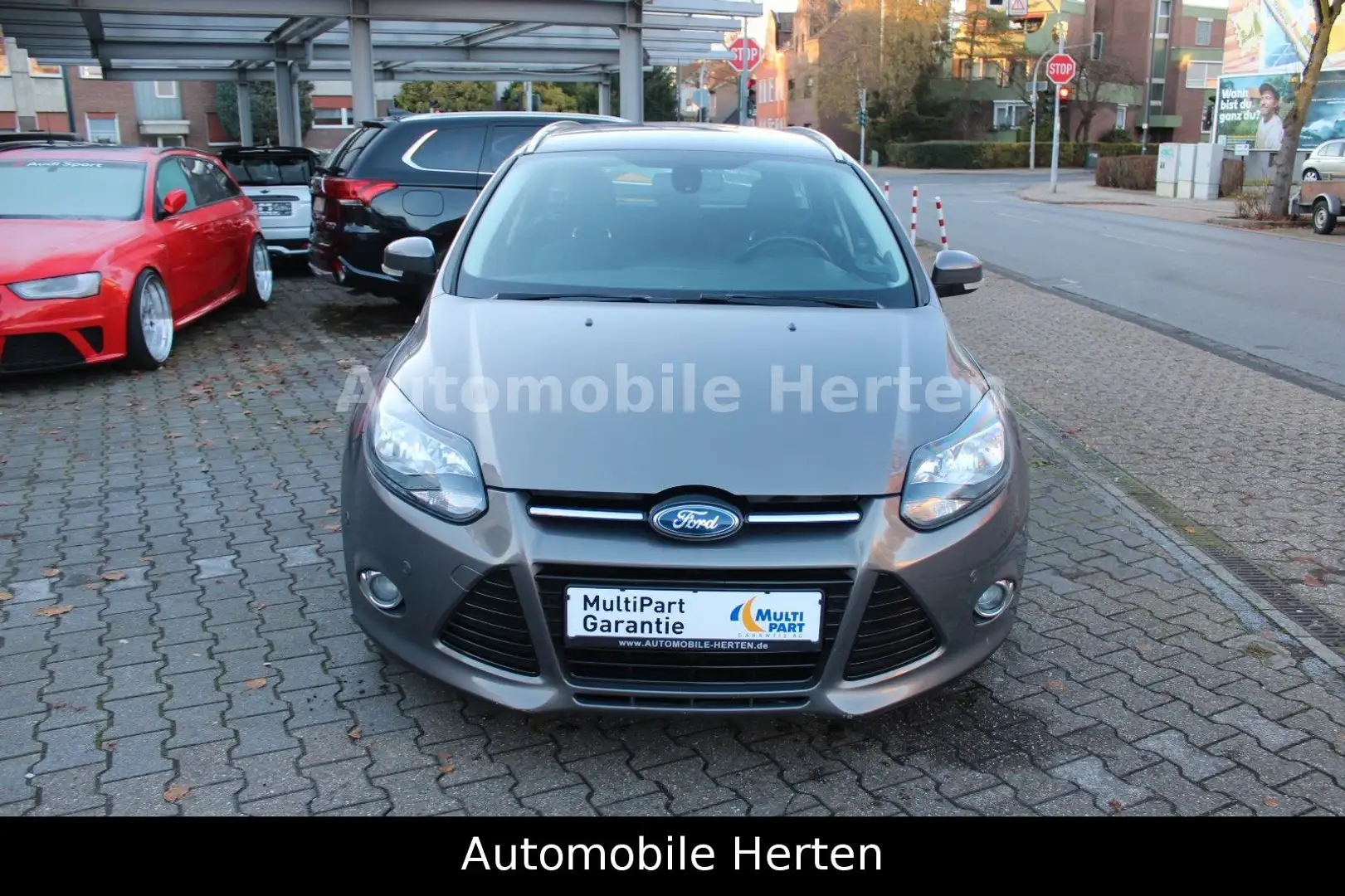 Ford Focus 1.0 Turnier Titanium*1.HAND*BLUETOOTH*PDC* Braun - 2