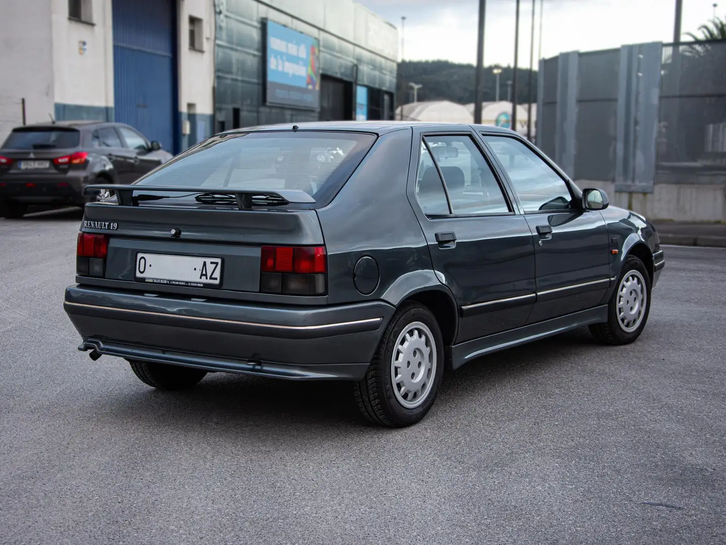 Renault R 19 R19 1.7 TXI 105 TXI Ezüst - 2