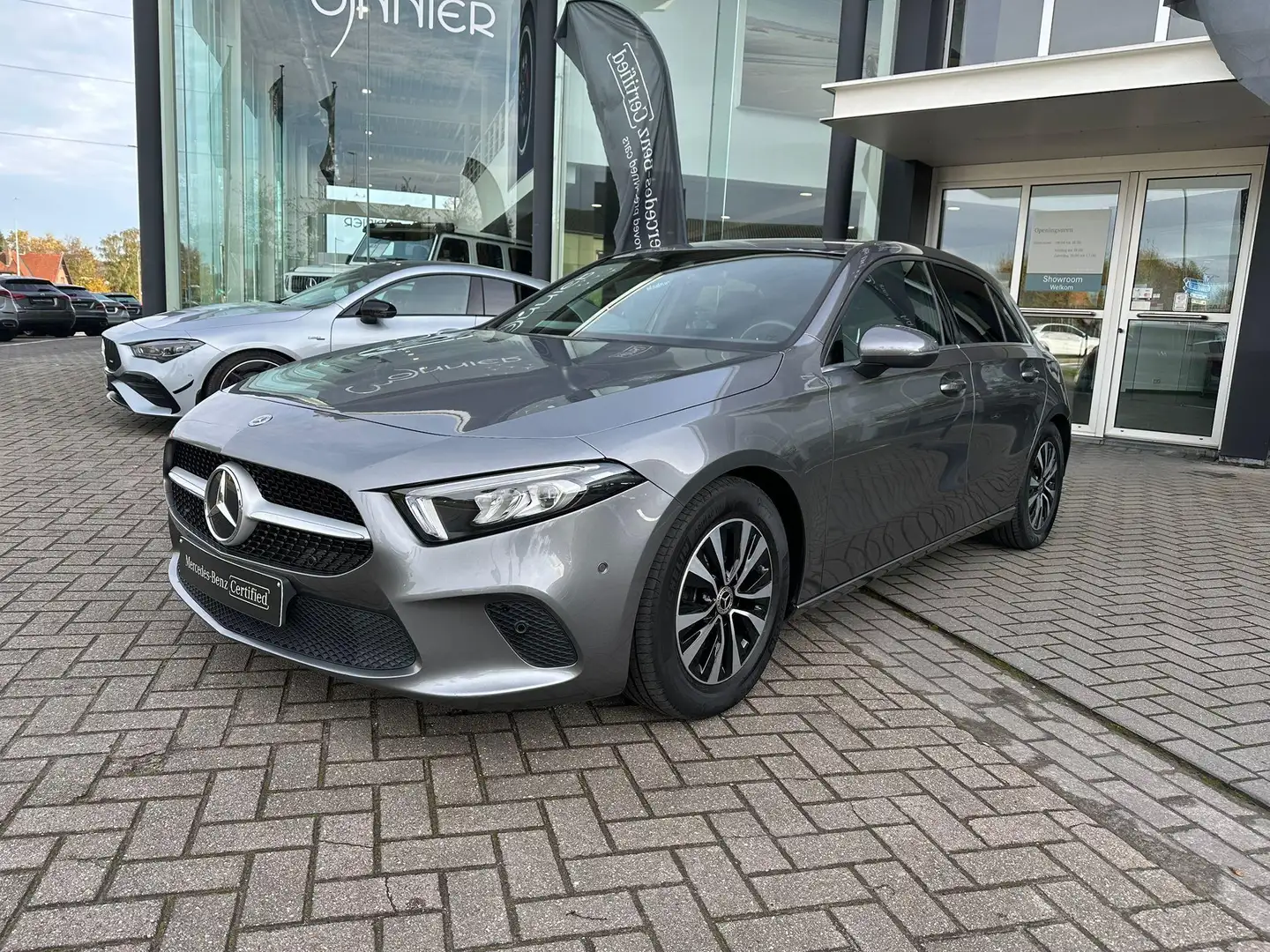 Mercedes-Benz A 180 A d Business Line Gris - 1