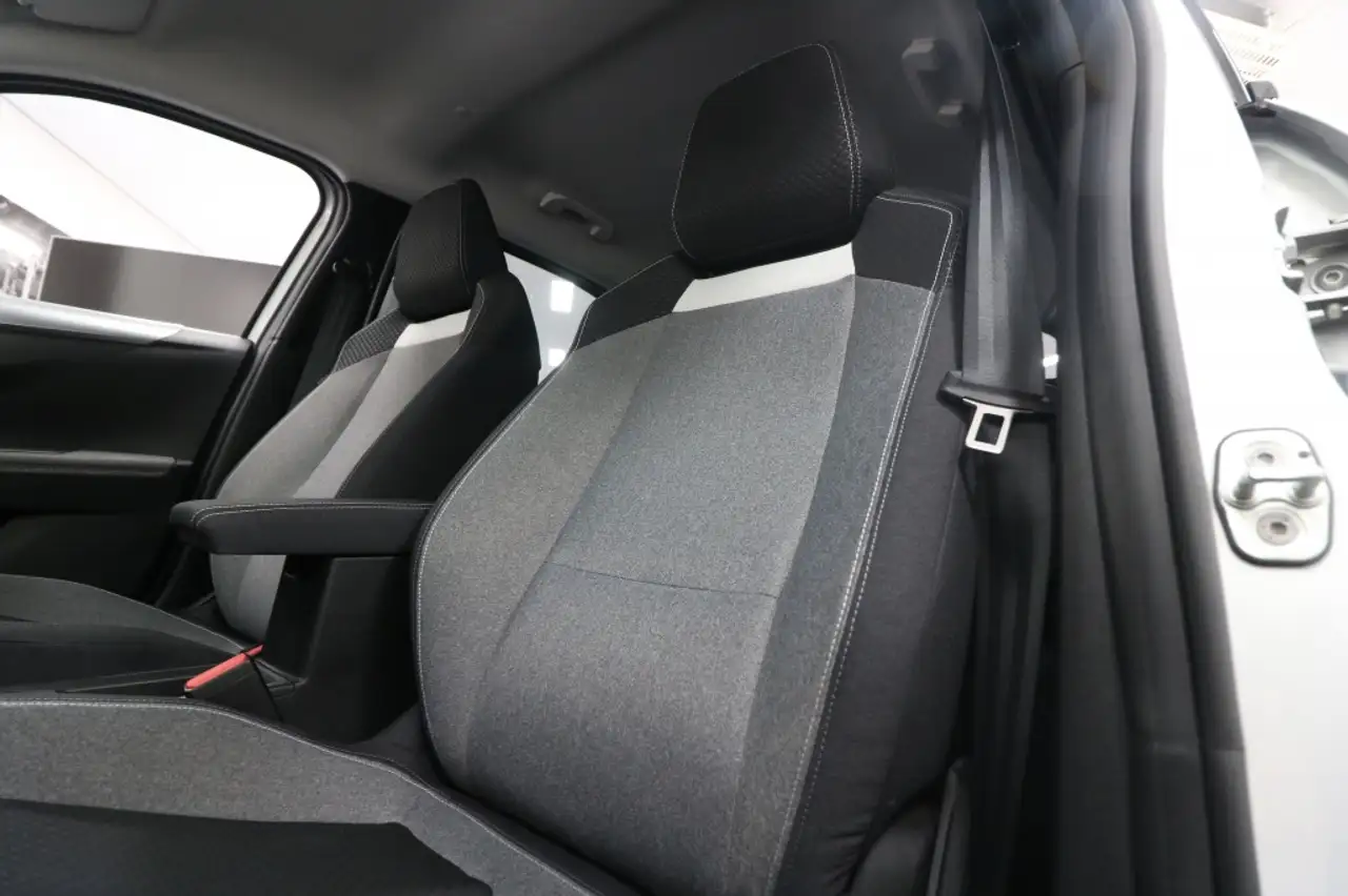 Opel Frontera 1.2 Turbo Hybrid GS (Automaat) 17