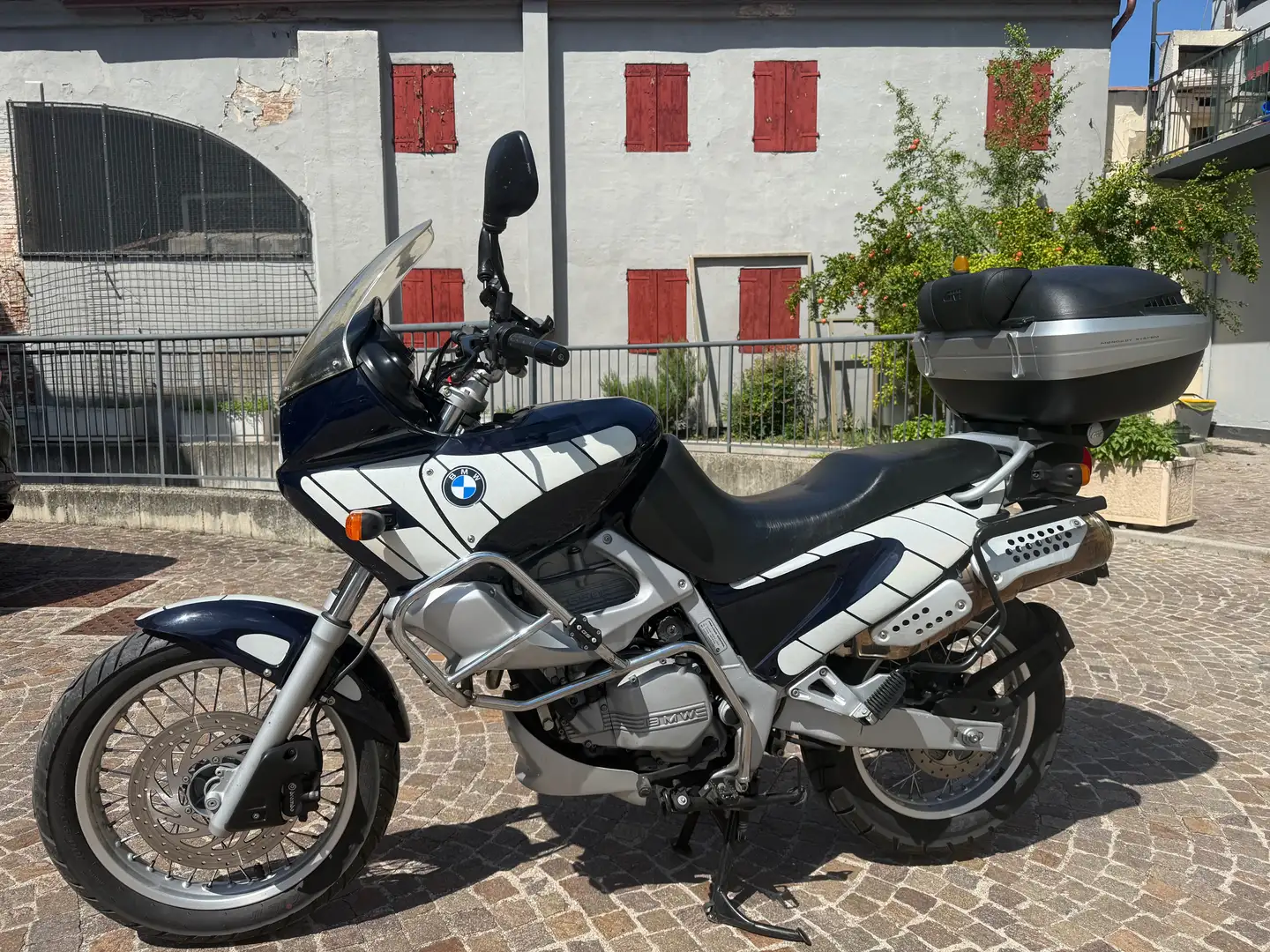 BMW F 650 ST Blauw - 1