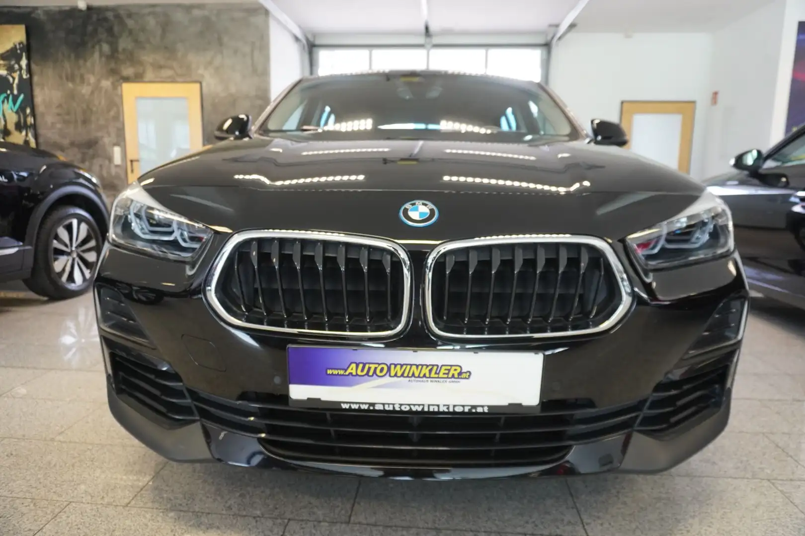 BMW X2 xDrive25e PHEV Aut.LED/Navi Schwarz - 2