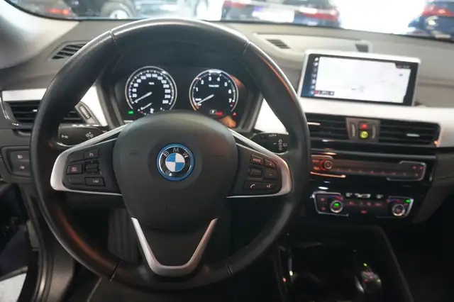 BMW X2 view 11