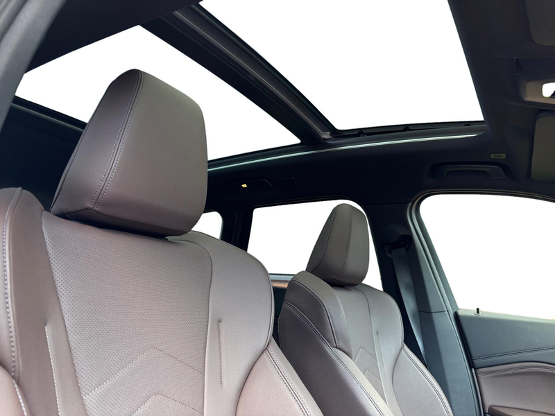 BMW iX1 xDrive30 M-Sport 67 kWh ✅ Pano ✅ Leder ✅ 360CAM — photo 6