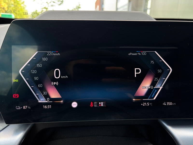 BMW iX1 xDrive30 M-Sport 67 kWh ✅ Pano ✅ Leder ✅ 360CAM — photo 10