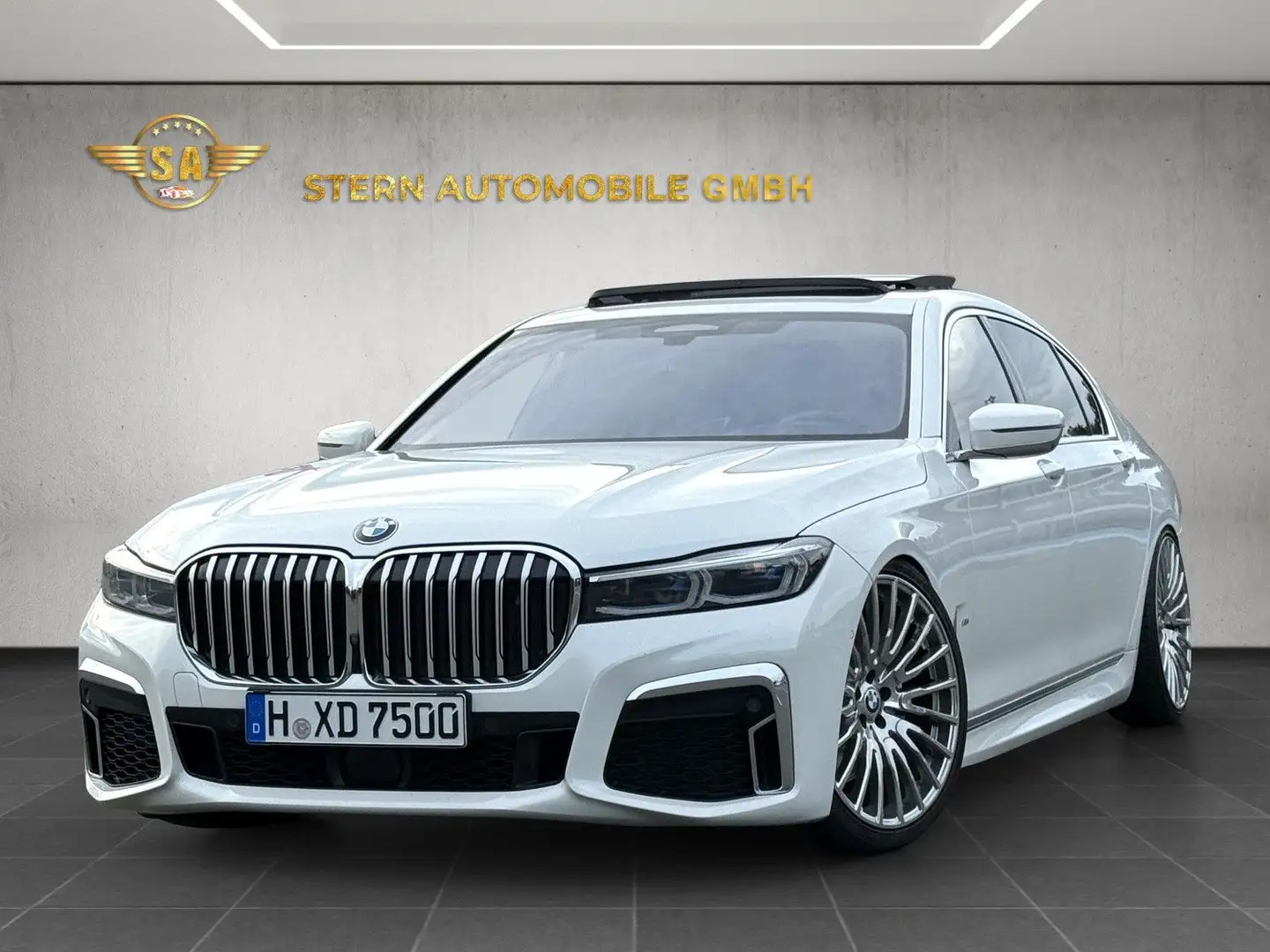 BMW 750 d L xDrive M Paket Individual/Sky Lounge Pano Blanc - 1