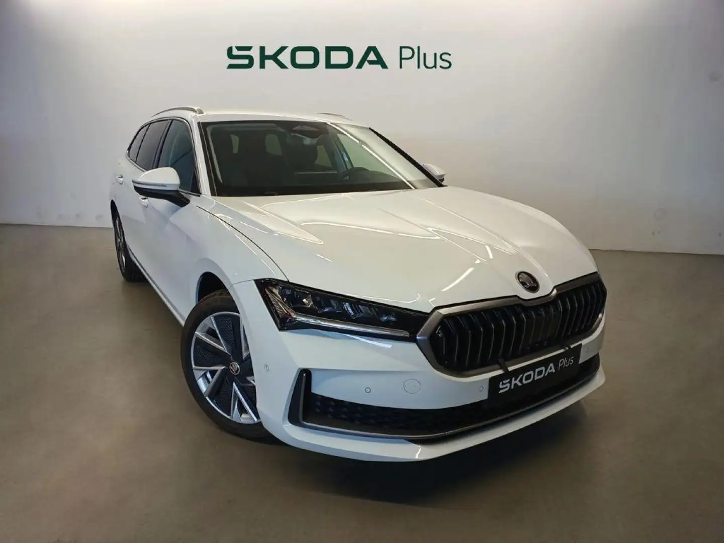 Skoda Superb Combi 1.5 TSI MHEV Selection DSG Blanco - 1
