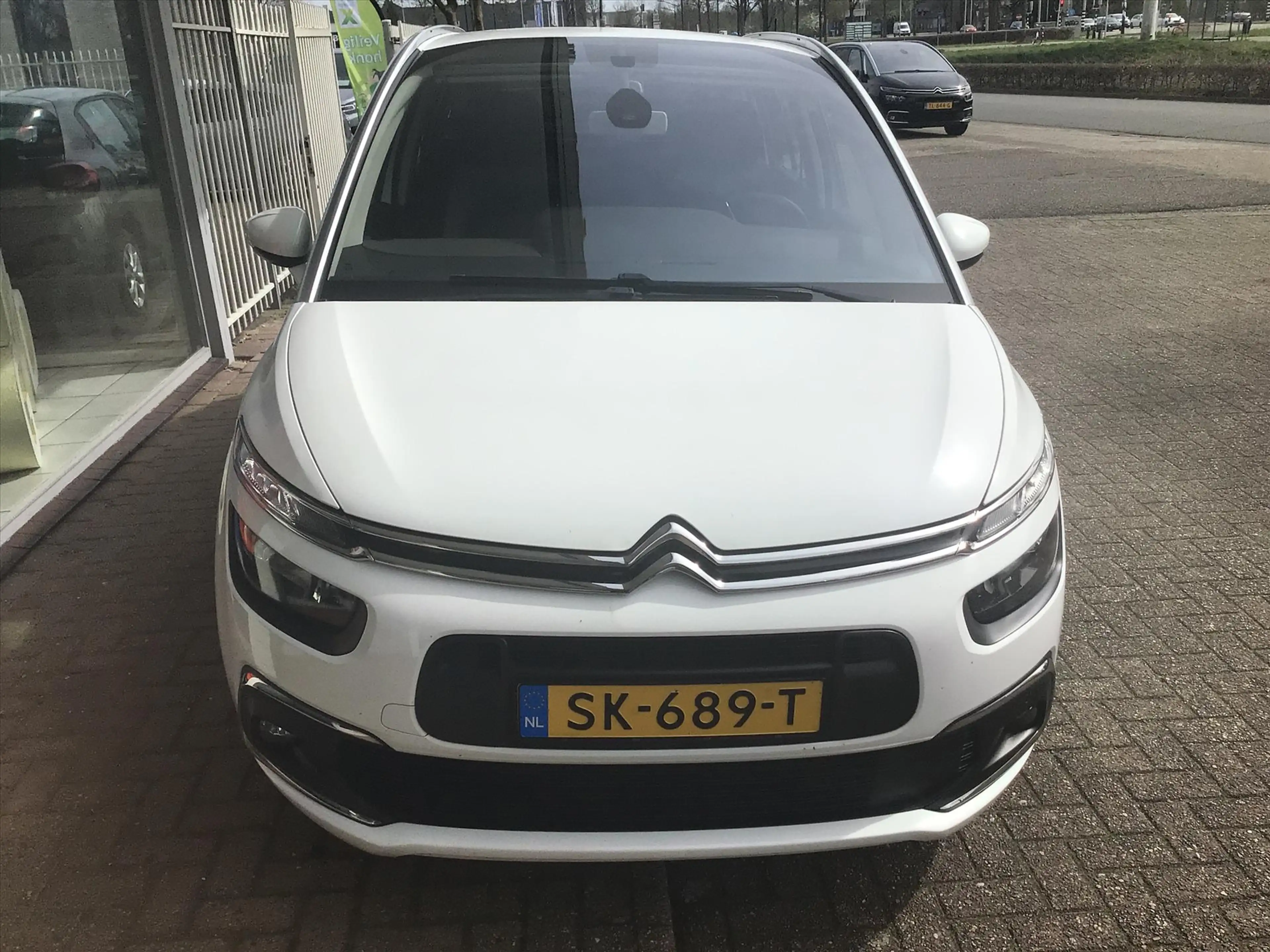 Citroen Grand C4 Picasso 1.2 PureTech 130pk S&amp;S EAT6 Business — photo 6
