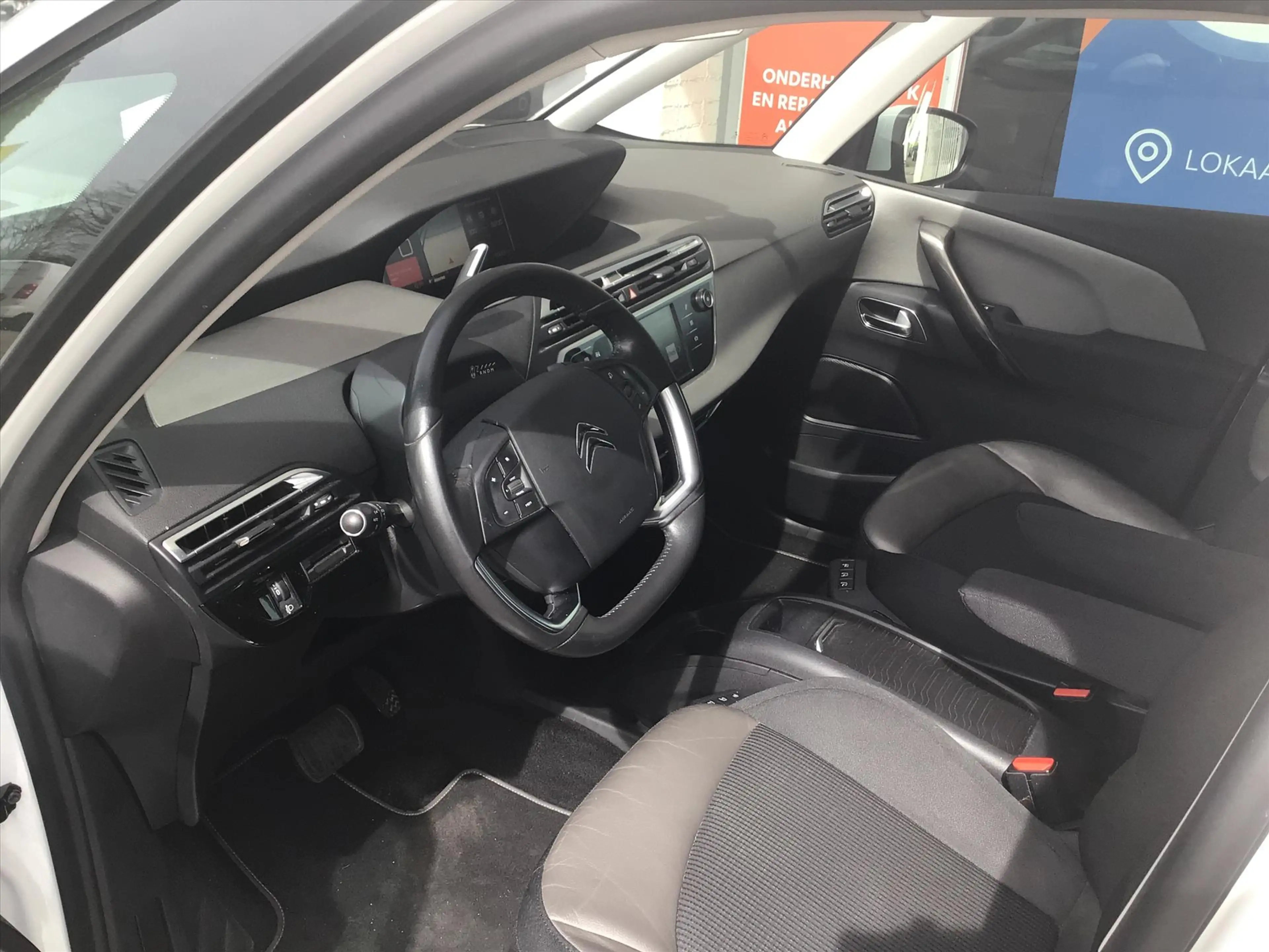 Citroen Grand C4 Picasso 1.2 PureTech 130pk S&amp;S EAT6 Business — photo 10