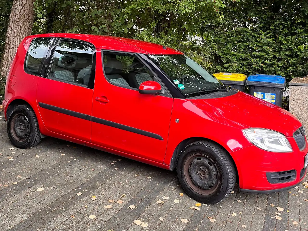 Skoda Roomster Roomster 1.4 16V — photo 1 of 17