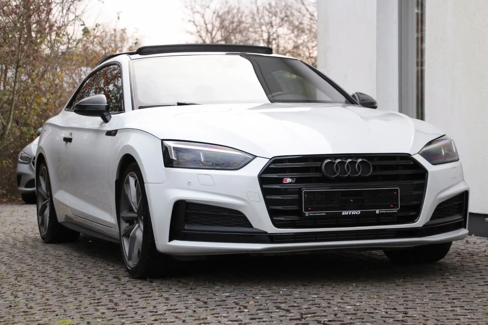 Audi A5 2.0 TFSI quattro S-Line /Pano/Ambiente/Leder Weiß - 1
