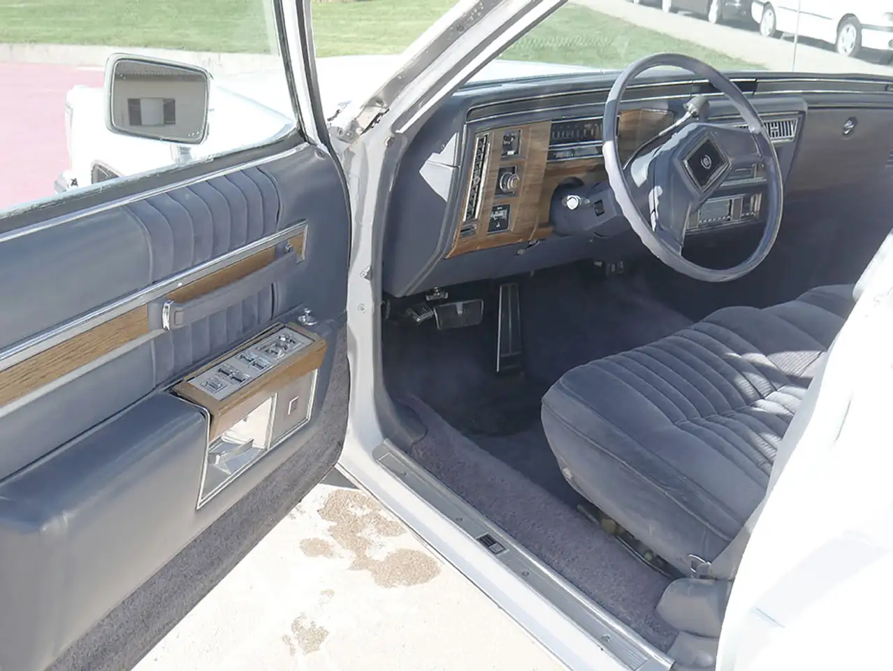 Cadillac Deville Limusina, foto 11