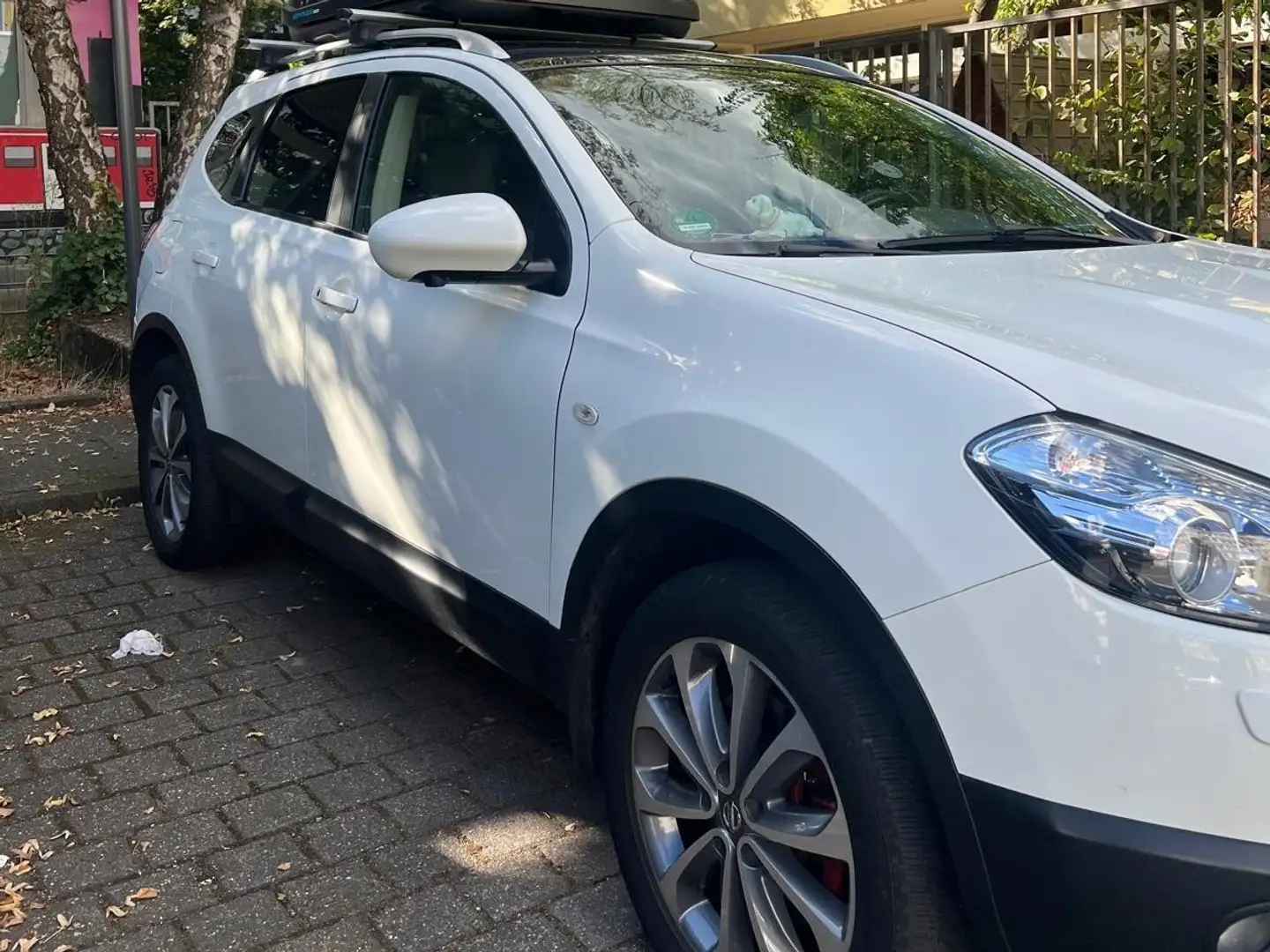 Nissan Qashqai+2 1.6 dCi DPF 4x4 Start/Stop tekna - 2