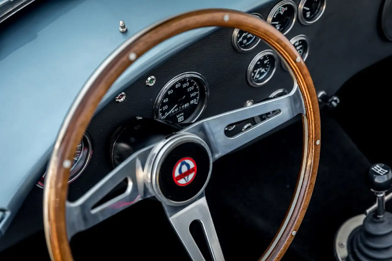 AC Cobra Shelby 289 Mk II Slab Side (FIA Tribute), foto 11