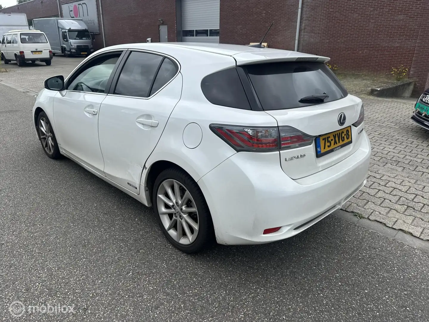 Lexus CT 200h Business Edition Wit - 2