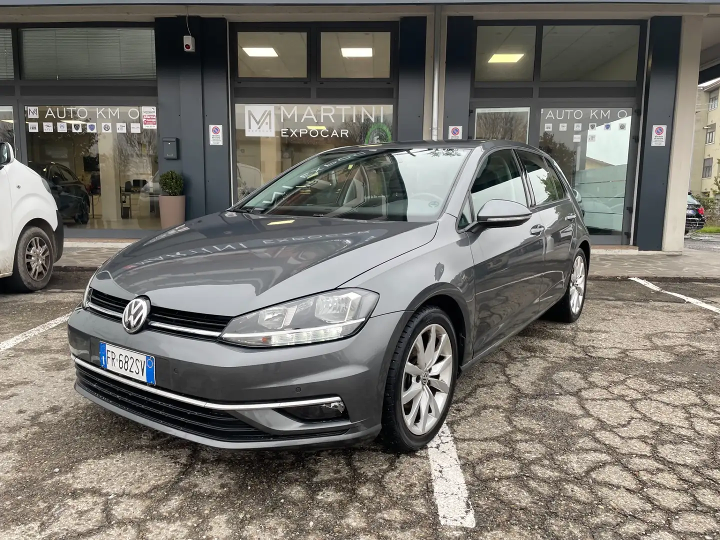 Volkswagen Golf Golf 2.0 TDI DSG 5p. Executive BMT IVA ESPOSTA Gris - 2