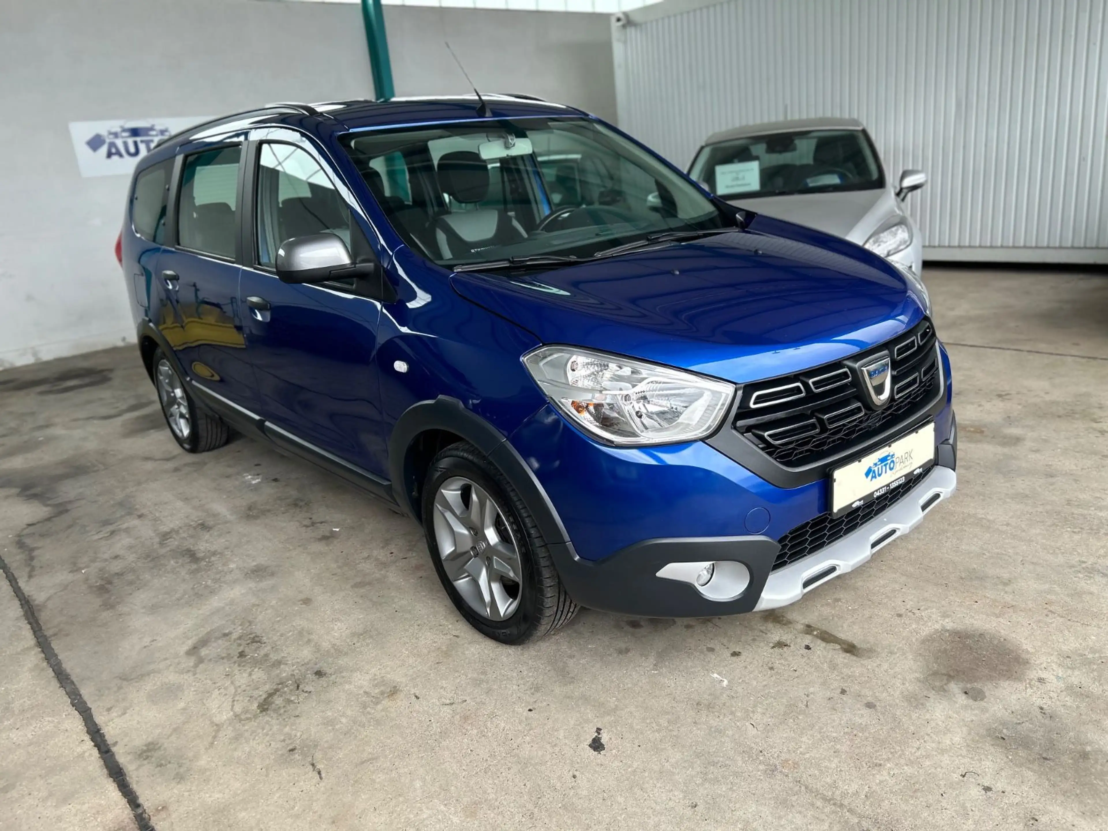 Dacia Lodgy Stepway Selection*7-Sitze* — photo 5