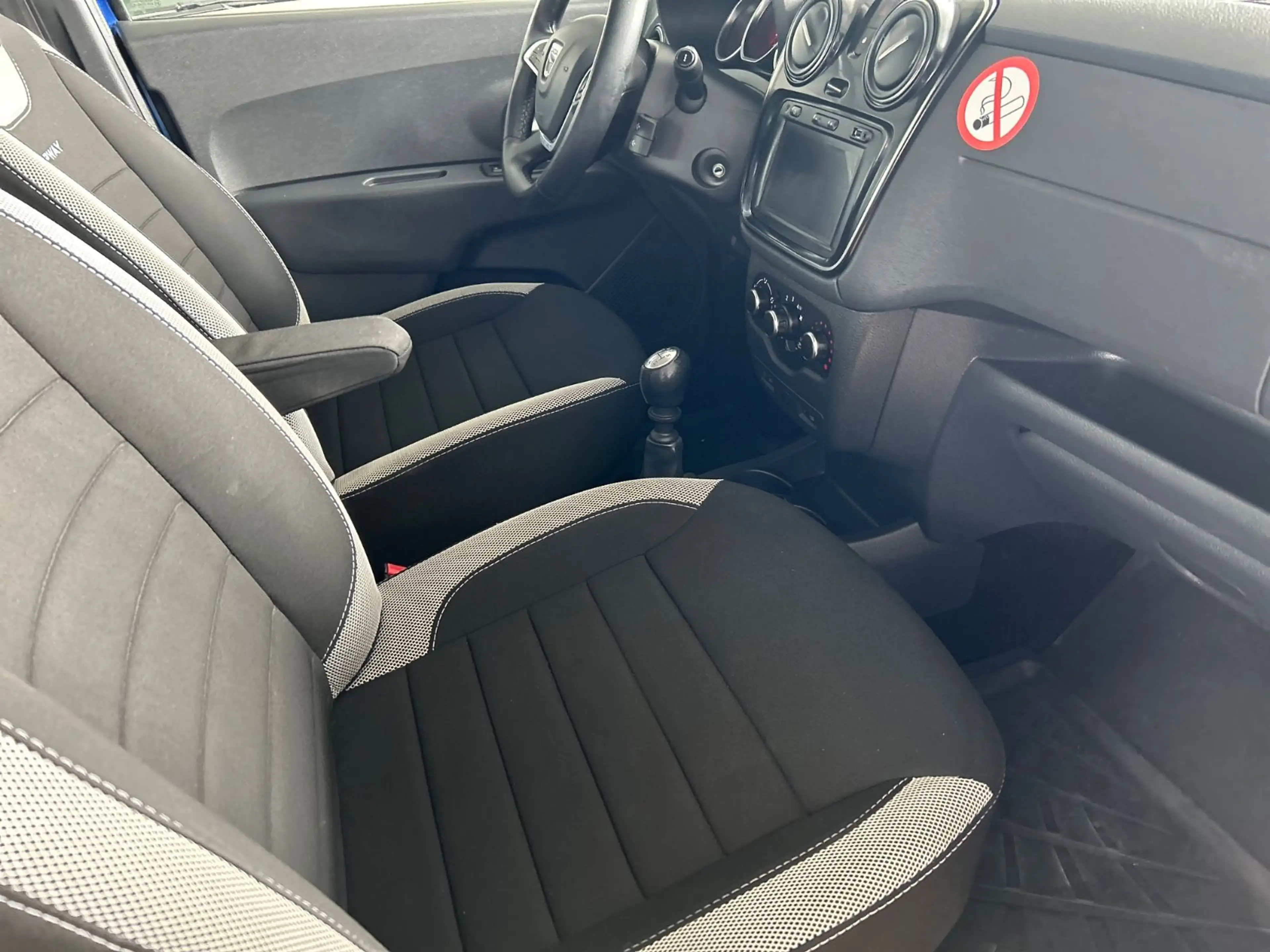 Dacia Lodgy Stepway Selection*7-Sitze* — photo 7