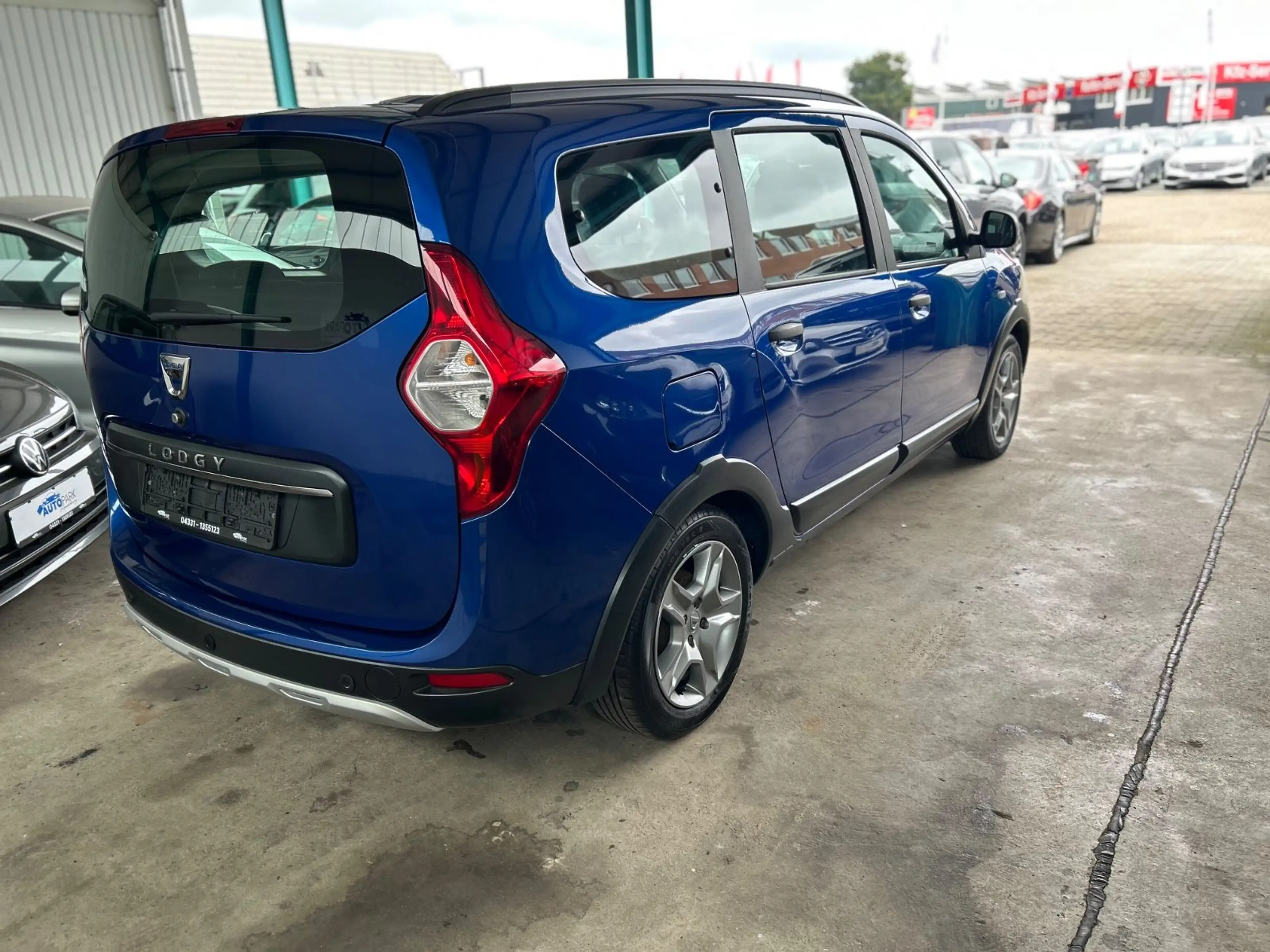 Dacia Lodgy Stepway Selection*7-Sitze* — photo 4