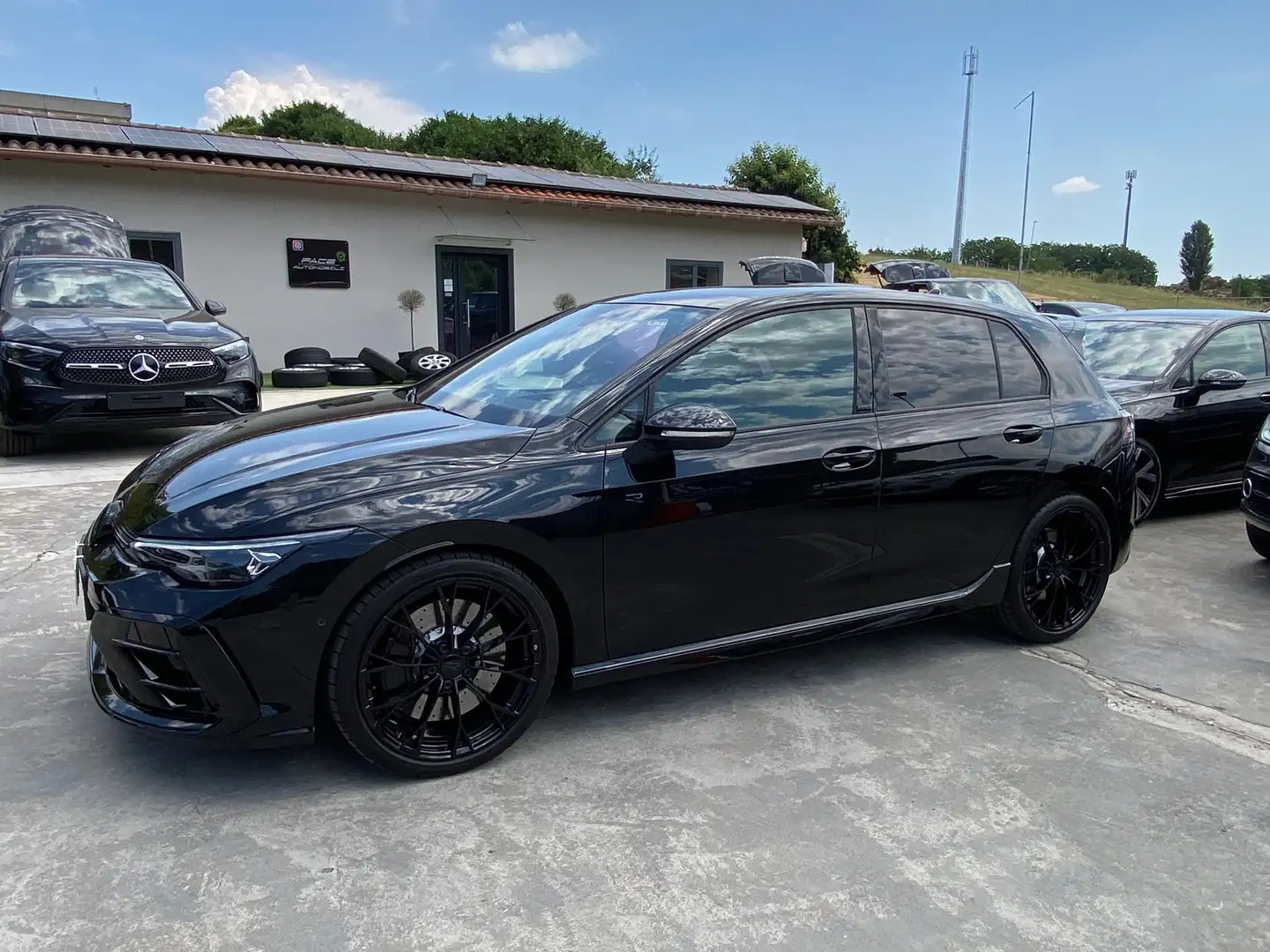 Volkswagen Golf R VIII 8.5 PERFORMANCE MATRIX ACC KAMERA BLACK PACK Nero - 2