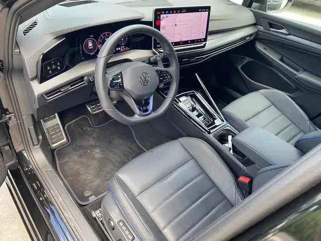 Volkswagen Golf view 8