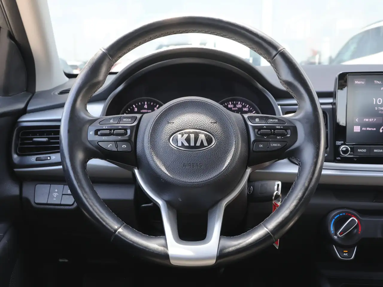 Kia Rio снимка Kia Rio