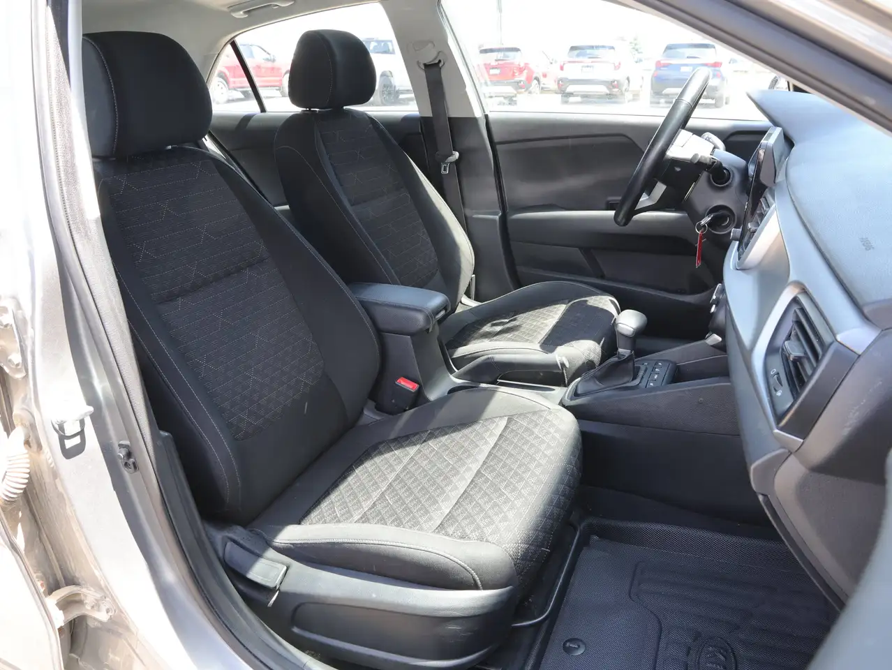 Kia Rio снимка Kia Rio