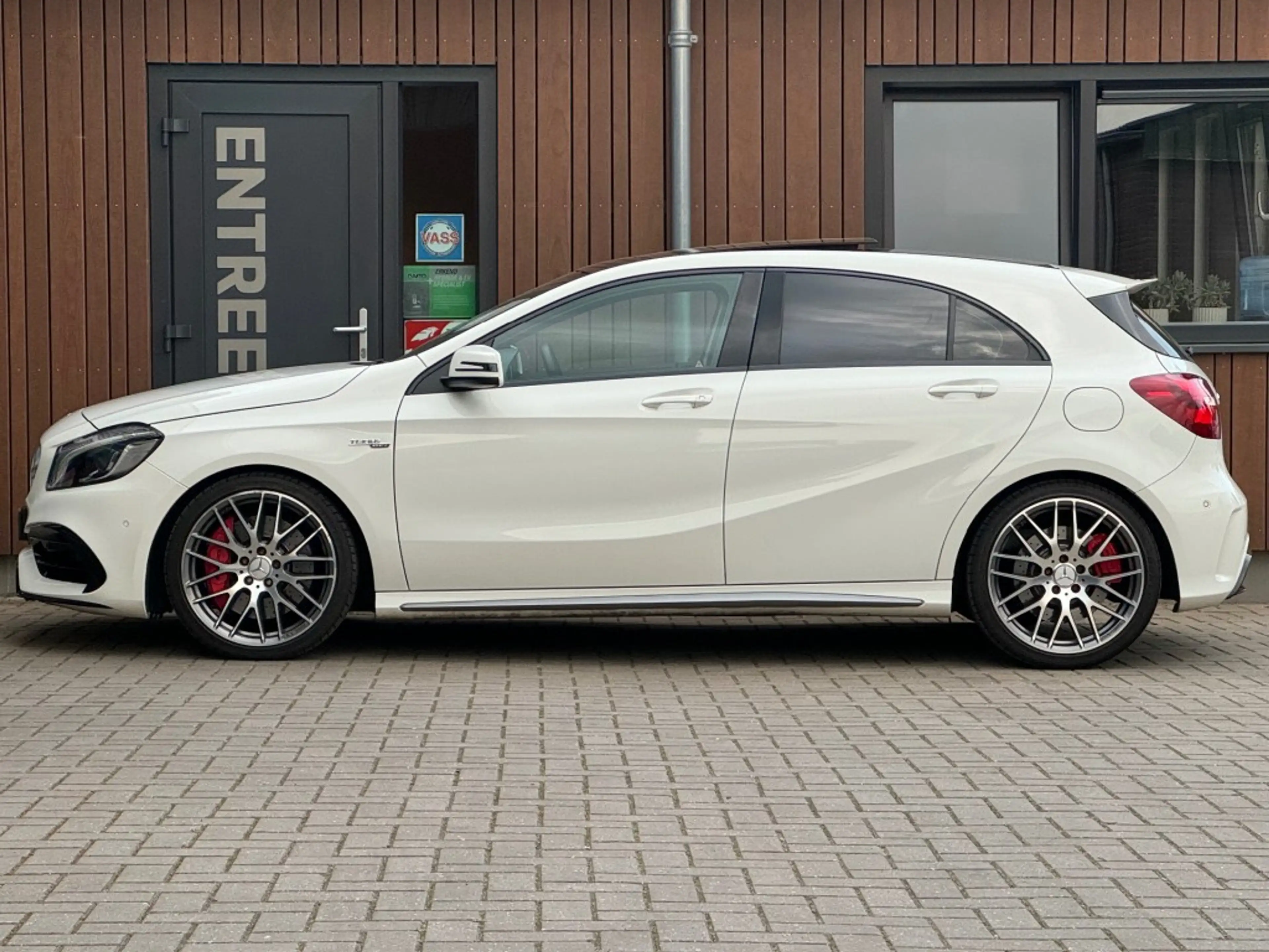 Mercedes-Benz A 45 AMG 4- Matic ori NL Pano Distr. stoelverw. — photo 7