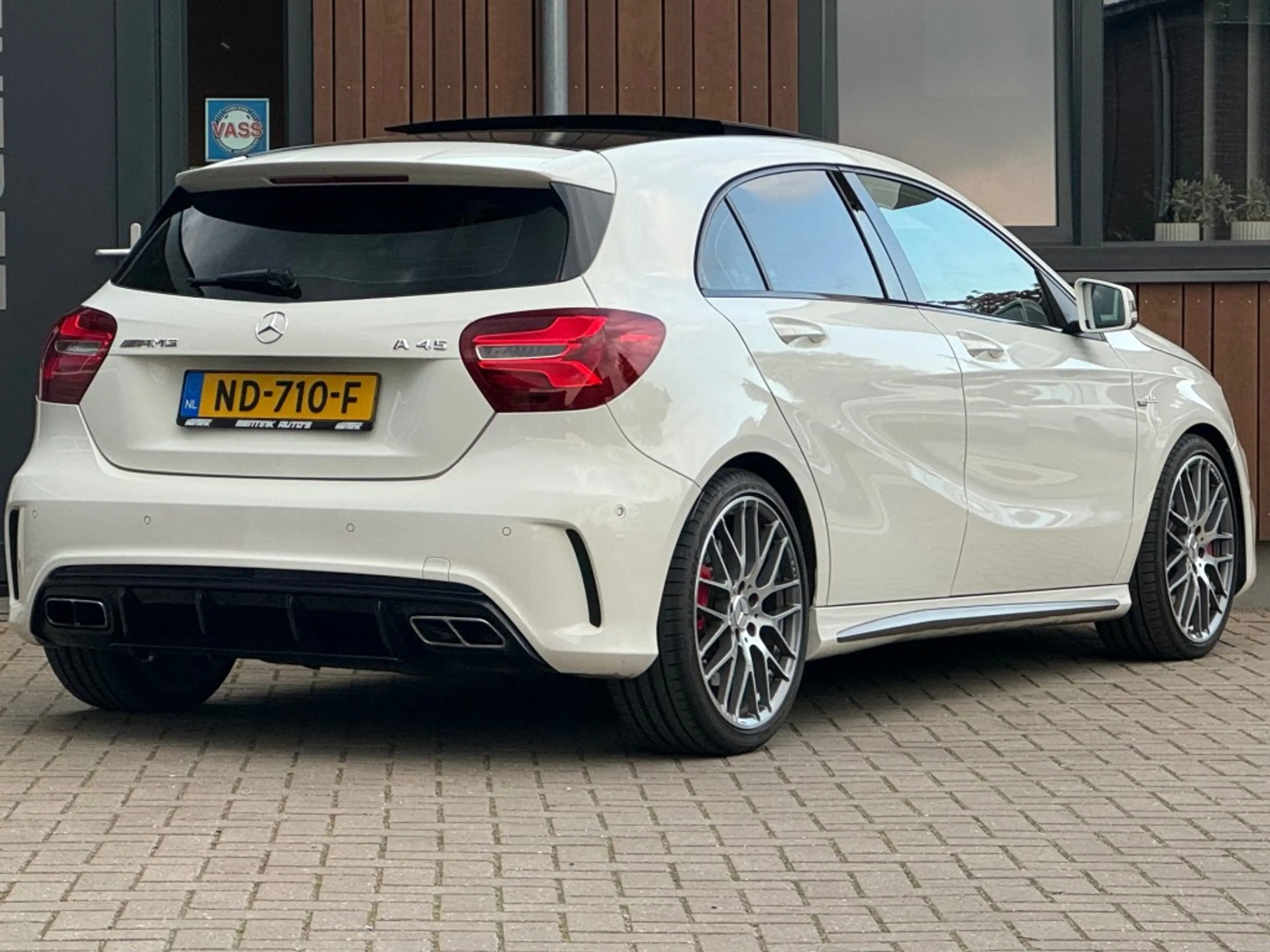 Mercedes-Benz A 45 AMG 4- Matic ori NL Pano Distr. stoelverw. — photo 5