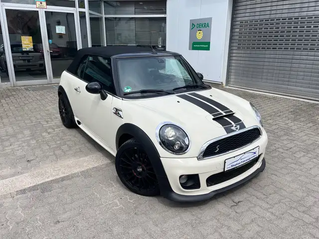 MINI Cooper S Cabrio John Cooper Works
