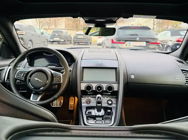 Jaguar F-Type R-Dynamic AWD Ansicht 10