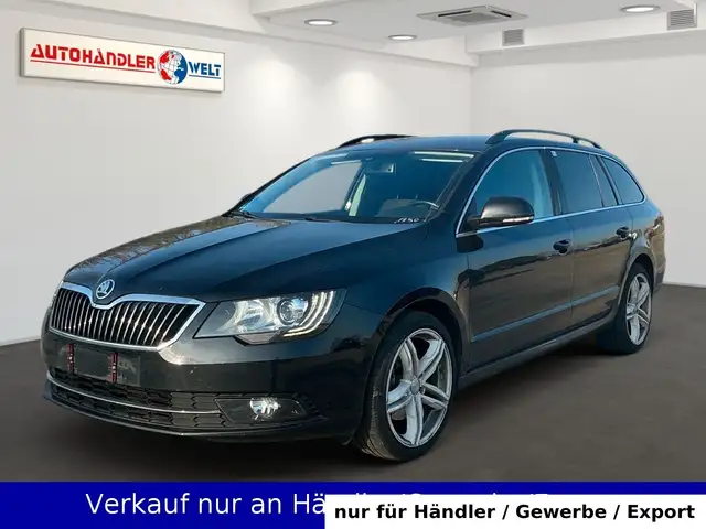 Skoda Superb Combi 2.0 TDI Automatik Xenon Exclusive
