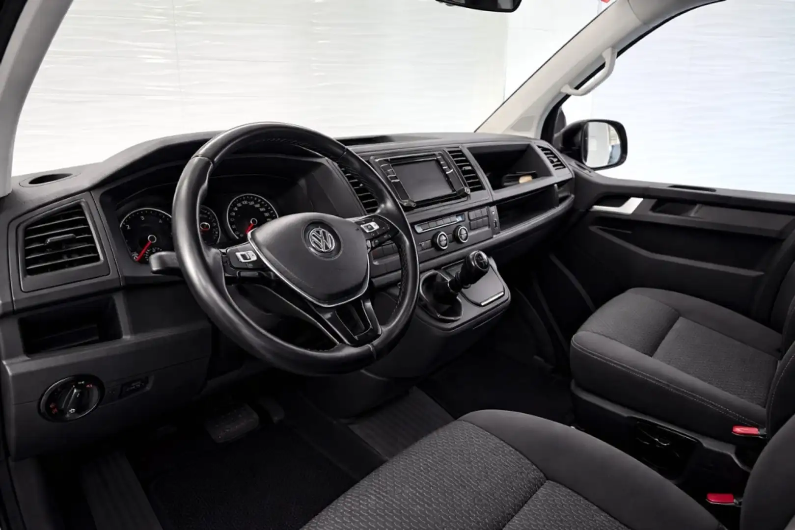 Volkswagen Sonstige VOLKSWAGEN Multivan M1 Monovolumen  Manual de 4 Pu Grau - 2