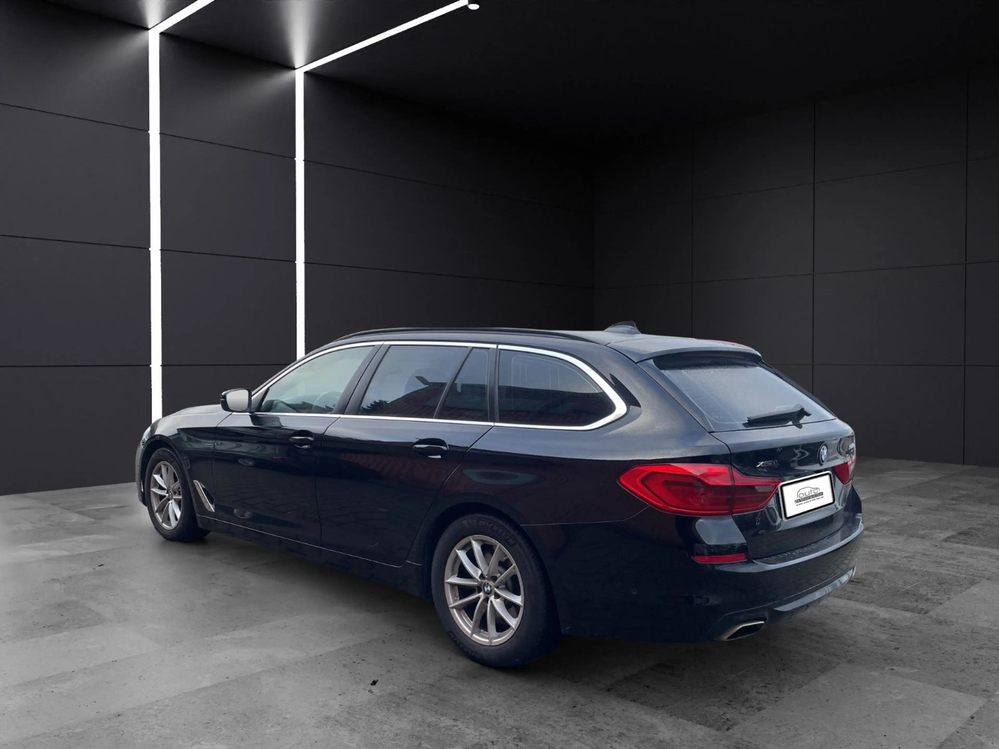 BMW 540 d xDrive*Massage*Memory*StandHZ*AHK*Ambiente — photo 4