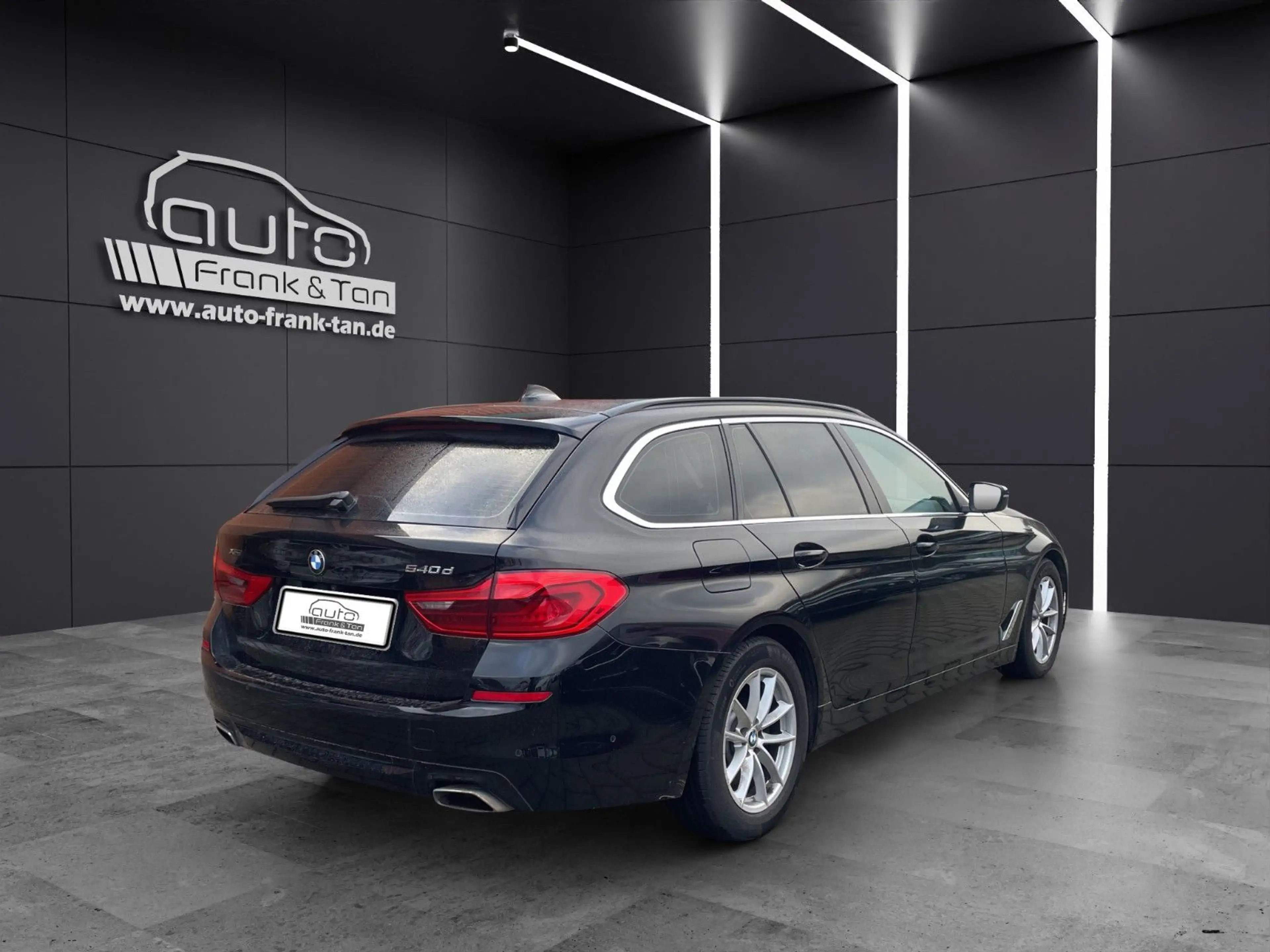 BMW 540 d xDrive*Massage*Memory*StandHZ*AHK*Ambiente — photo 6