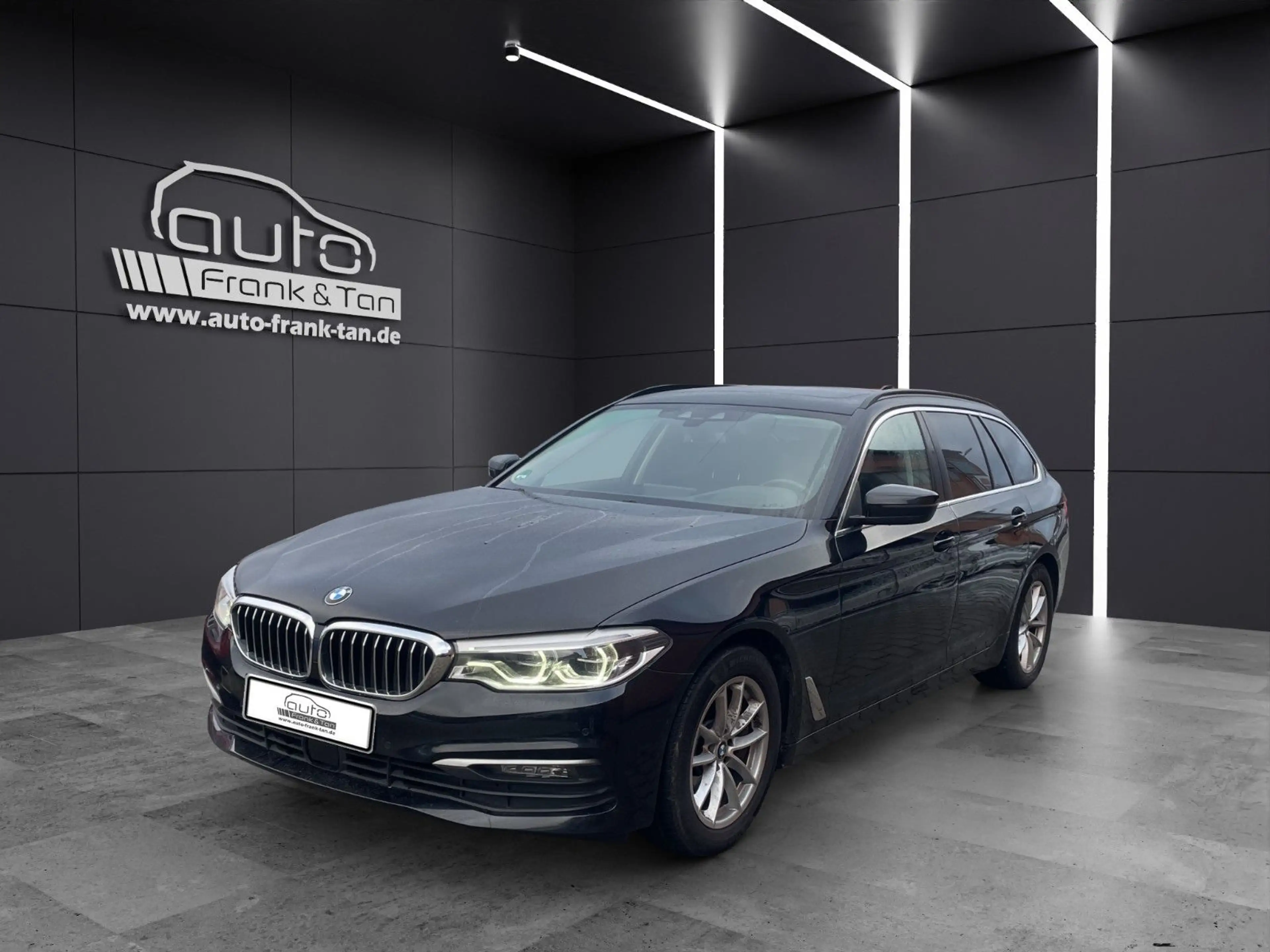 BMW 540 d xDrive*Massage*Memory*StandHZ*AHK*Ambiente