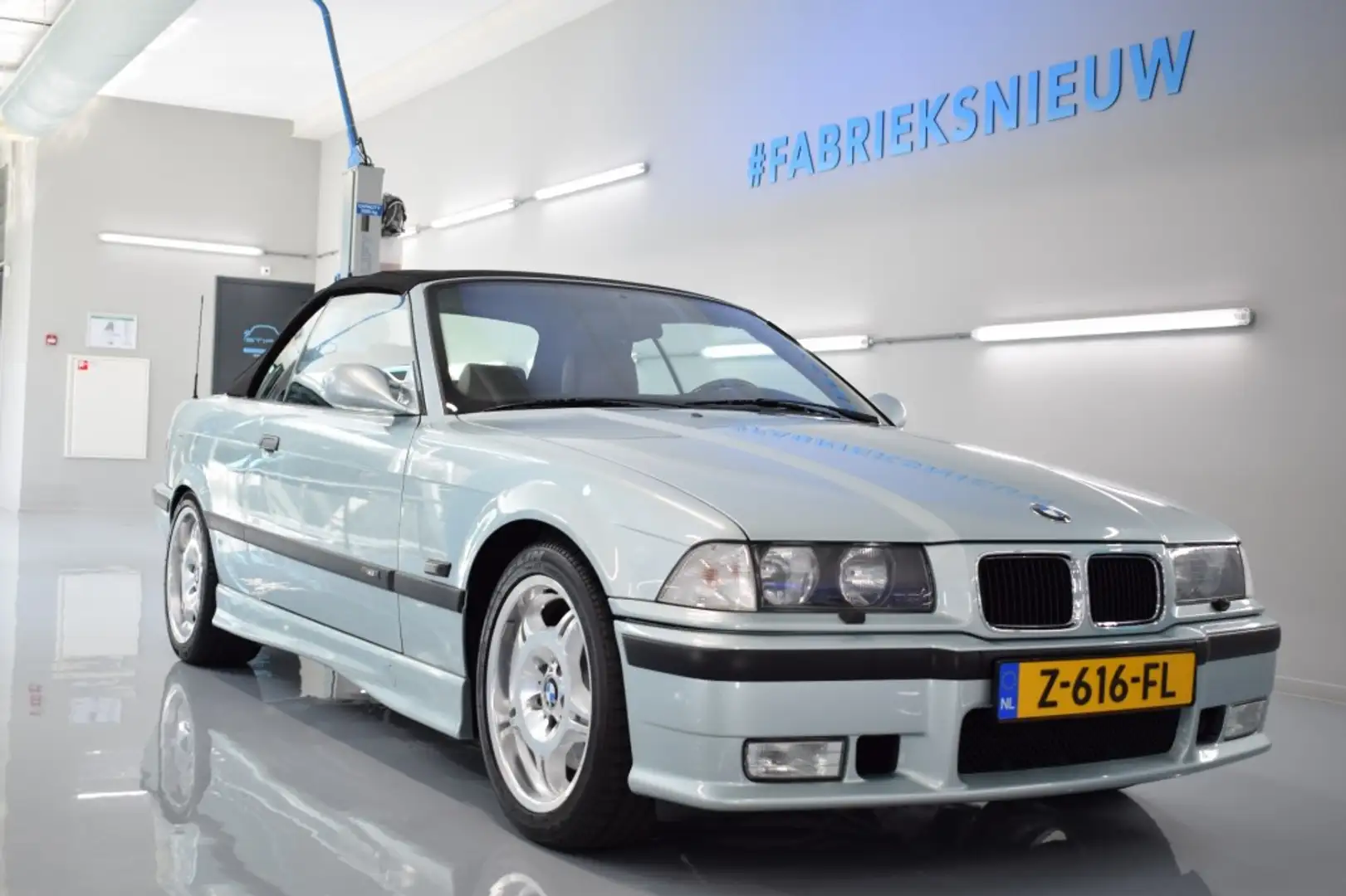 BMW M3 M3 Cabrio Vert - 1