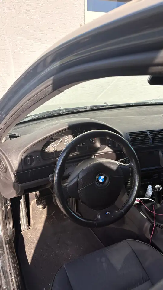 BMW 520i, foto 8