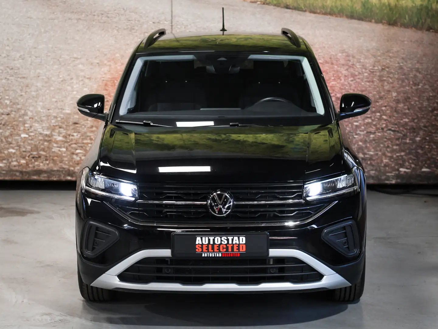 Volkswagen T-Cross DSG Zwart - 2