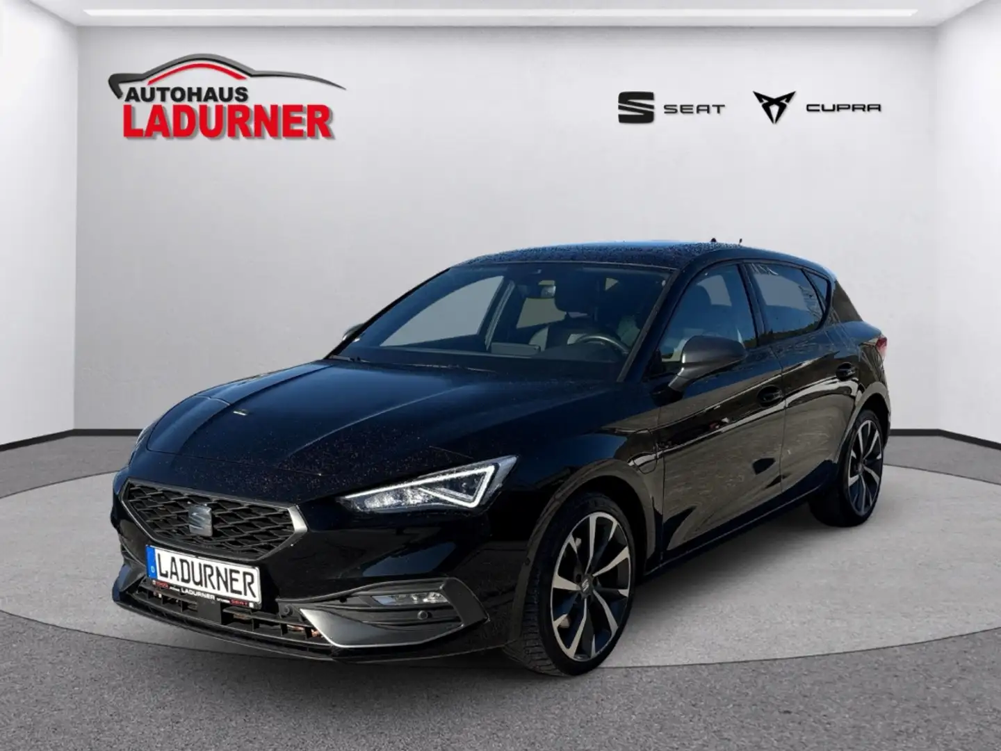 SEAT Leon FR e-HYBRID El, Panodach,Navi,Memory Sitze,LED Schwarz - 2
