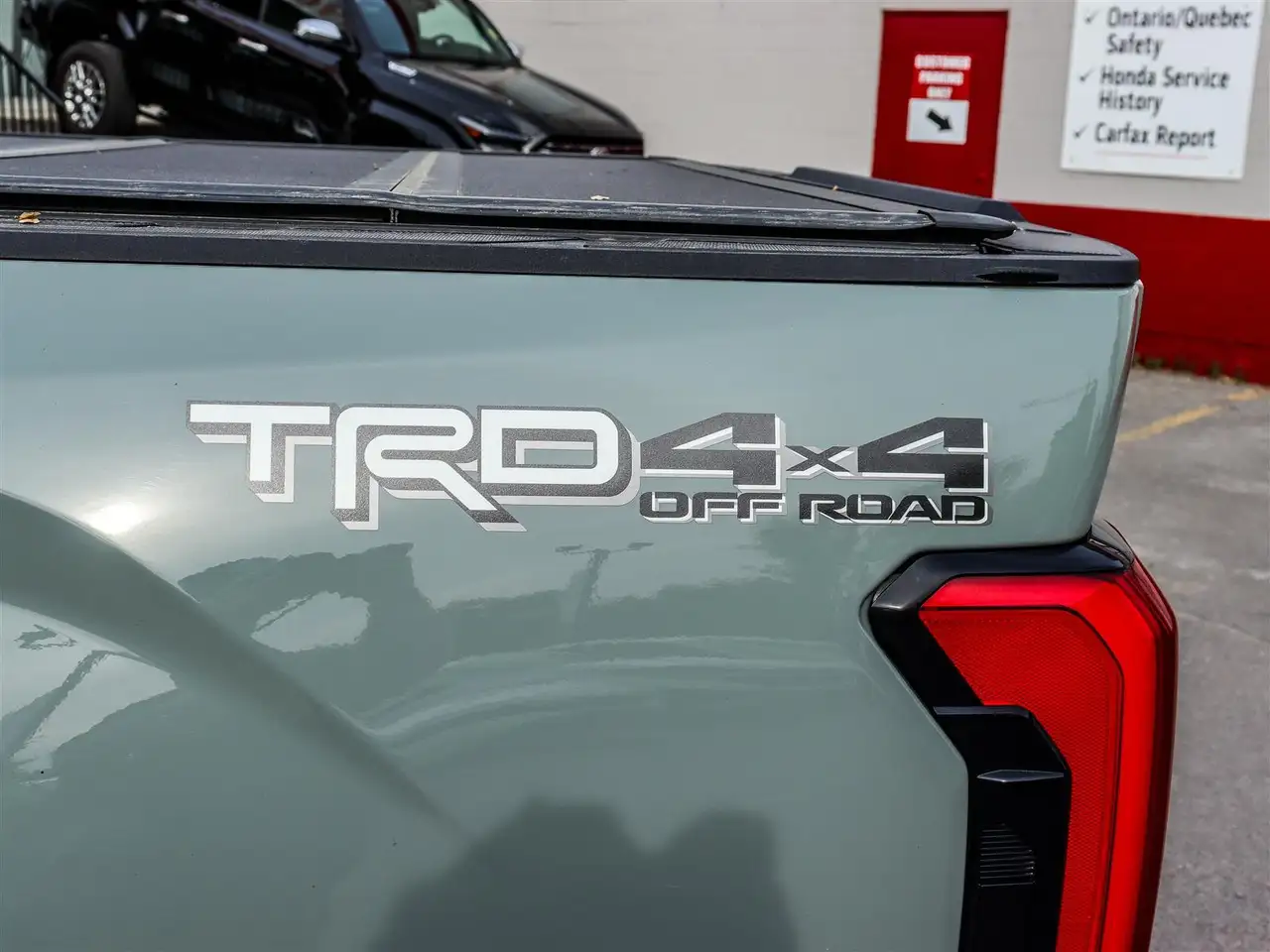 Toyota Tundra снимка Toyota Tundra