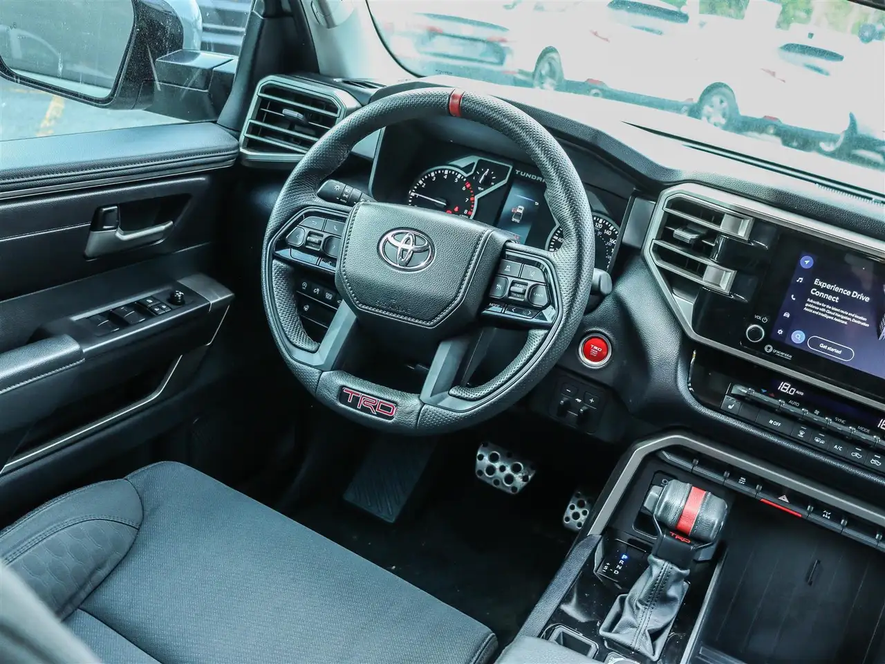 Toyota Tundra снимка Toyota Tundra