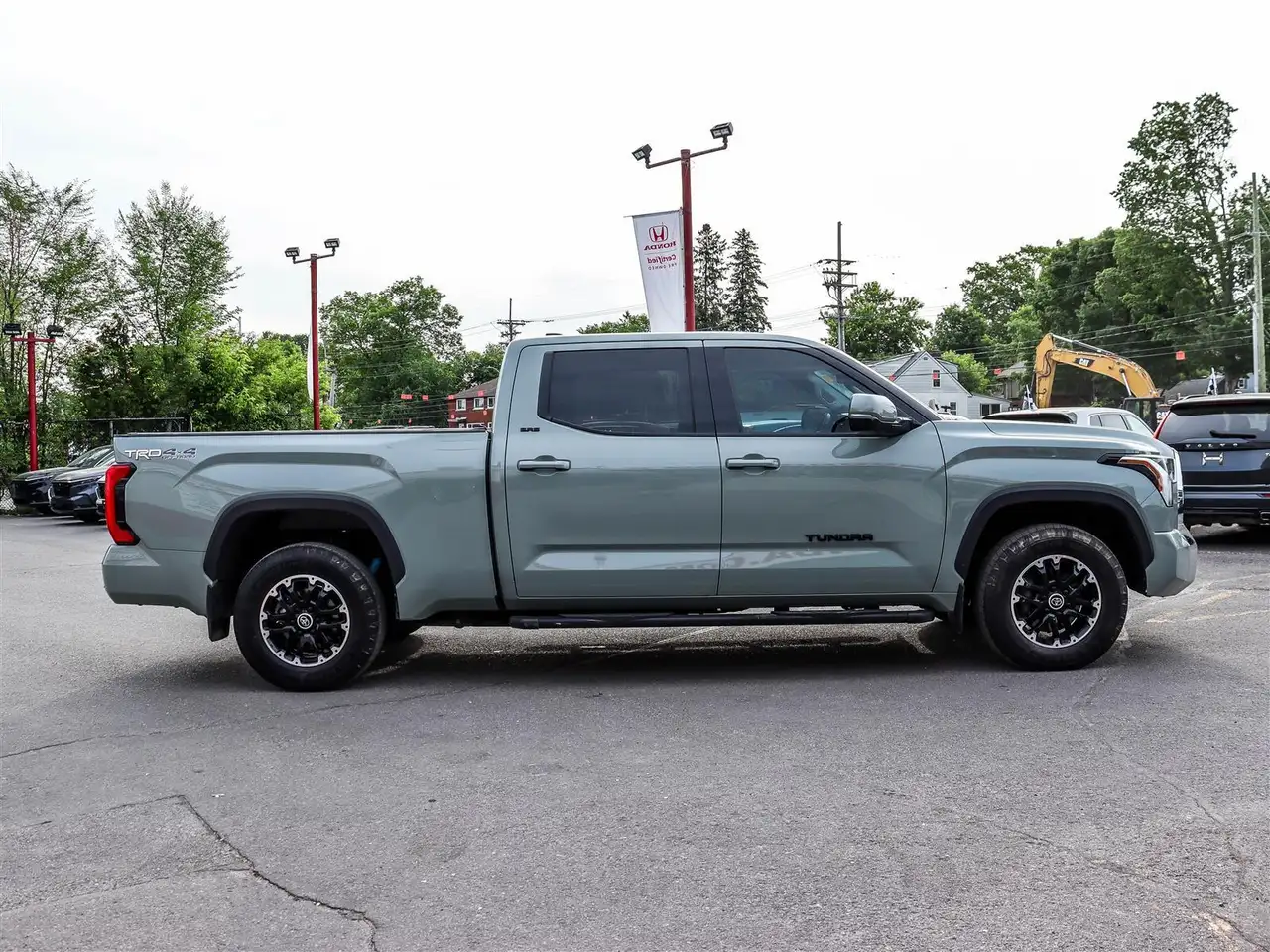 Toyota Tundra снимка Toyota Tundra