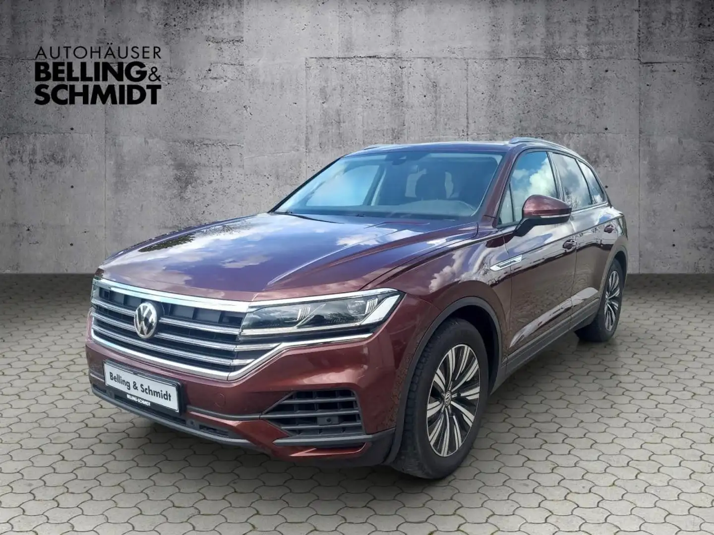 Volkswagen Touareg 3.0TDI V6 AHK DynAudio Kamera Pano Navi Rouge - 1