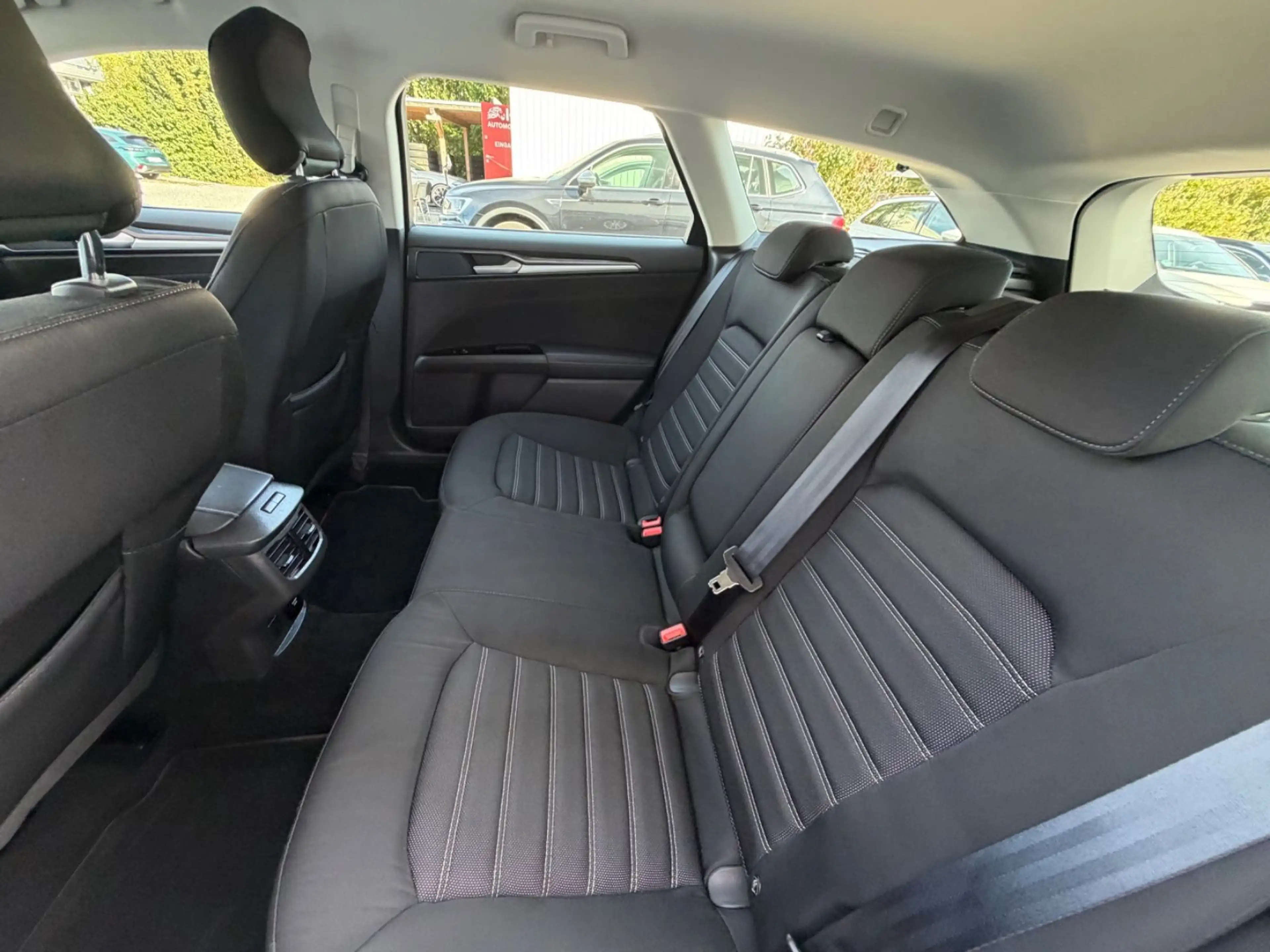 Ford Mondeo Turnier 2.0 ECOB/1.Hand/Kamera/AHK — photo 12