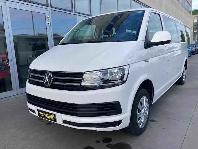 Volkswagen T6 Caravelle 2.0 TDI 150 CV 9 posti passo lungo Euro 19.000 + 22% iva ottime condizioni