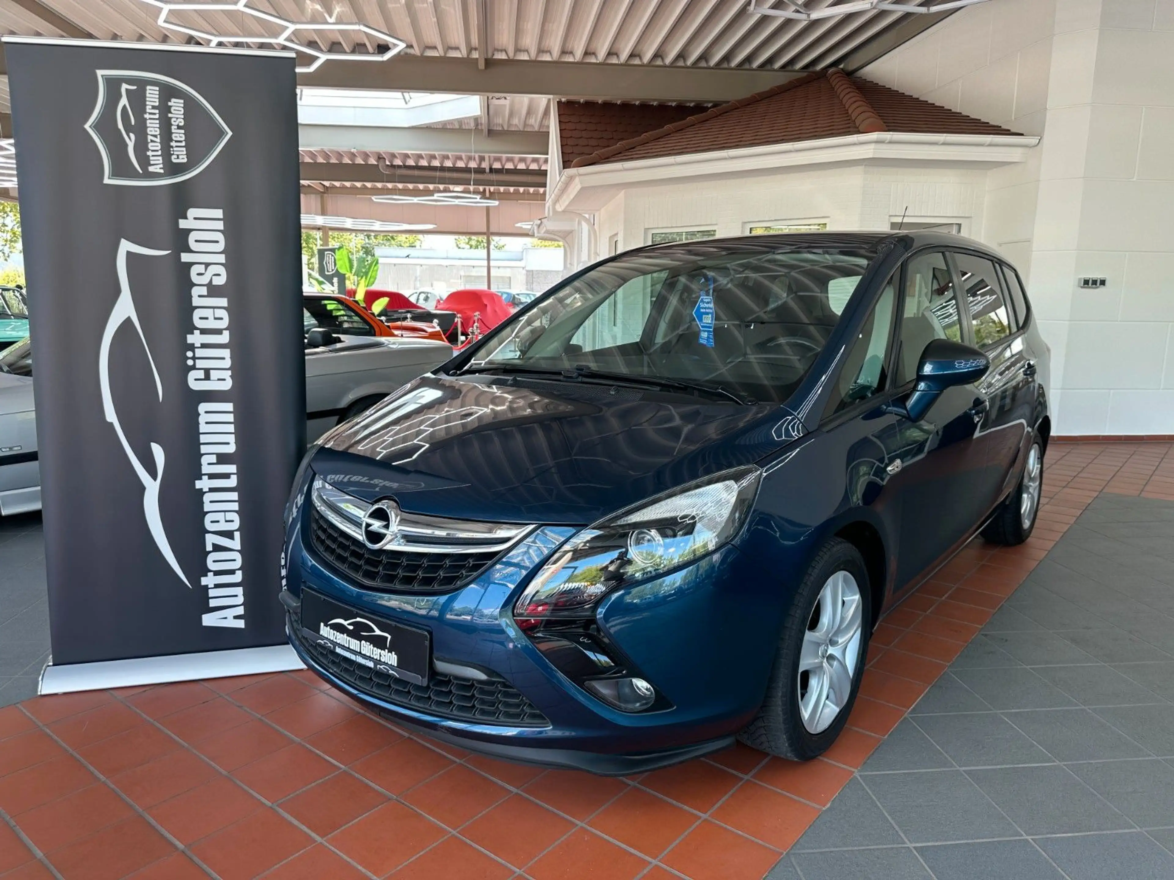 Opel Zafira C Tourer Selection * 2. Hand / Garantie *