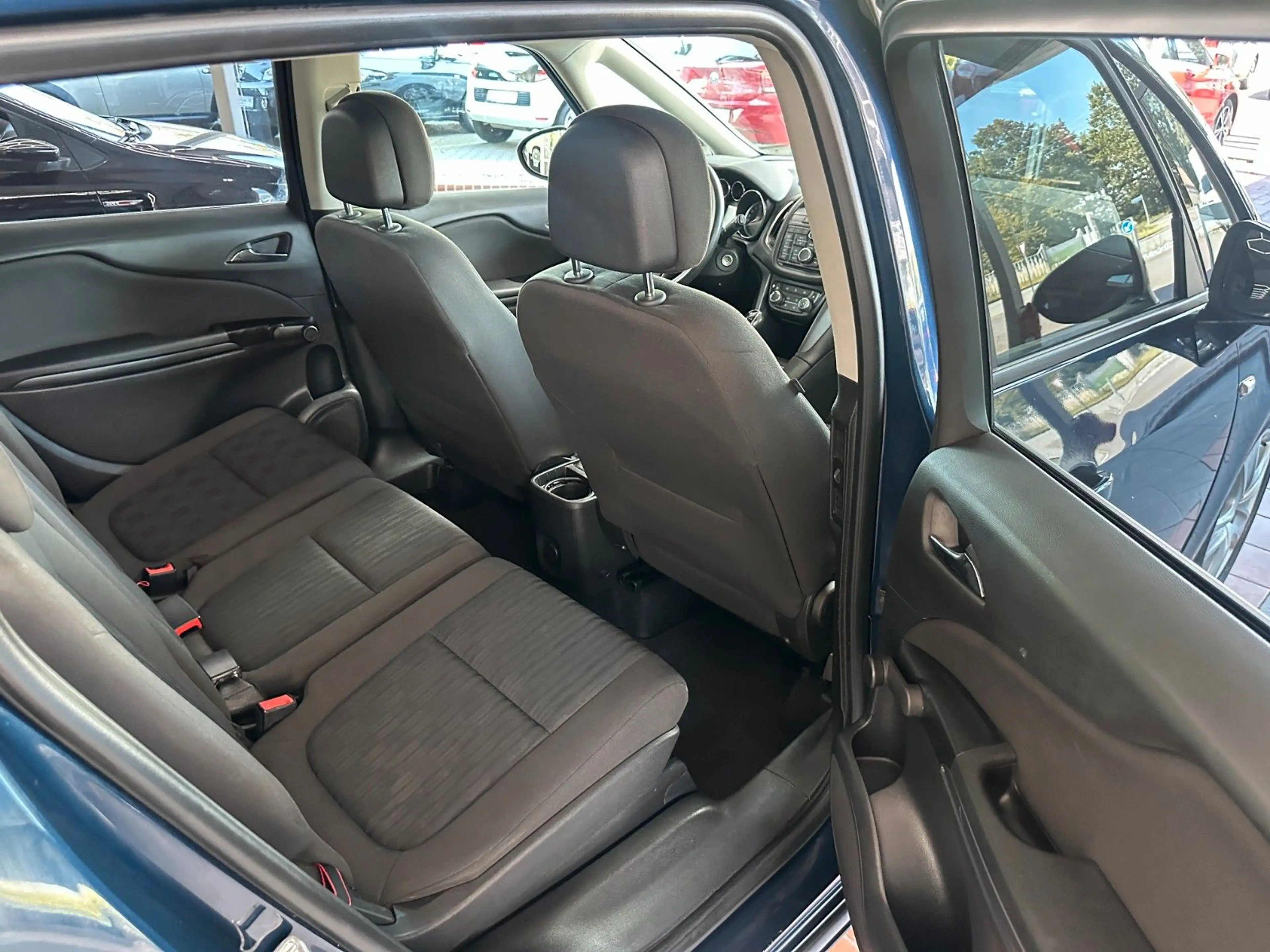 Opel Zafira C Tourer Selection * 2. Hand / Garantie * — photo 10