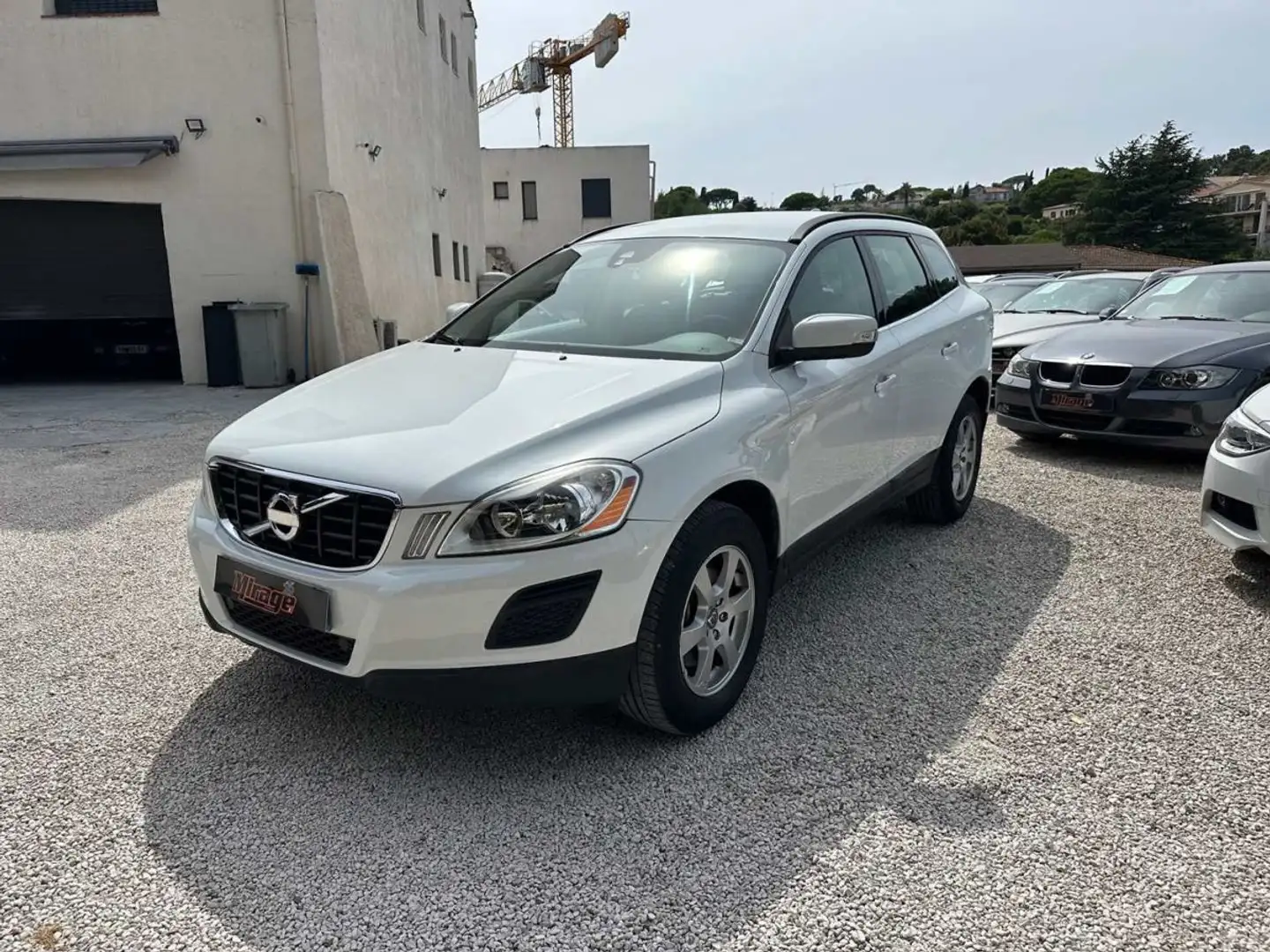 Volvo XC60 VOLVO XC60 D3 DRIVE 163 MOMENTUM Blanc - 1